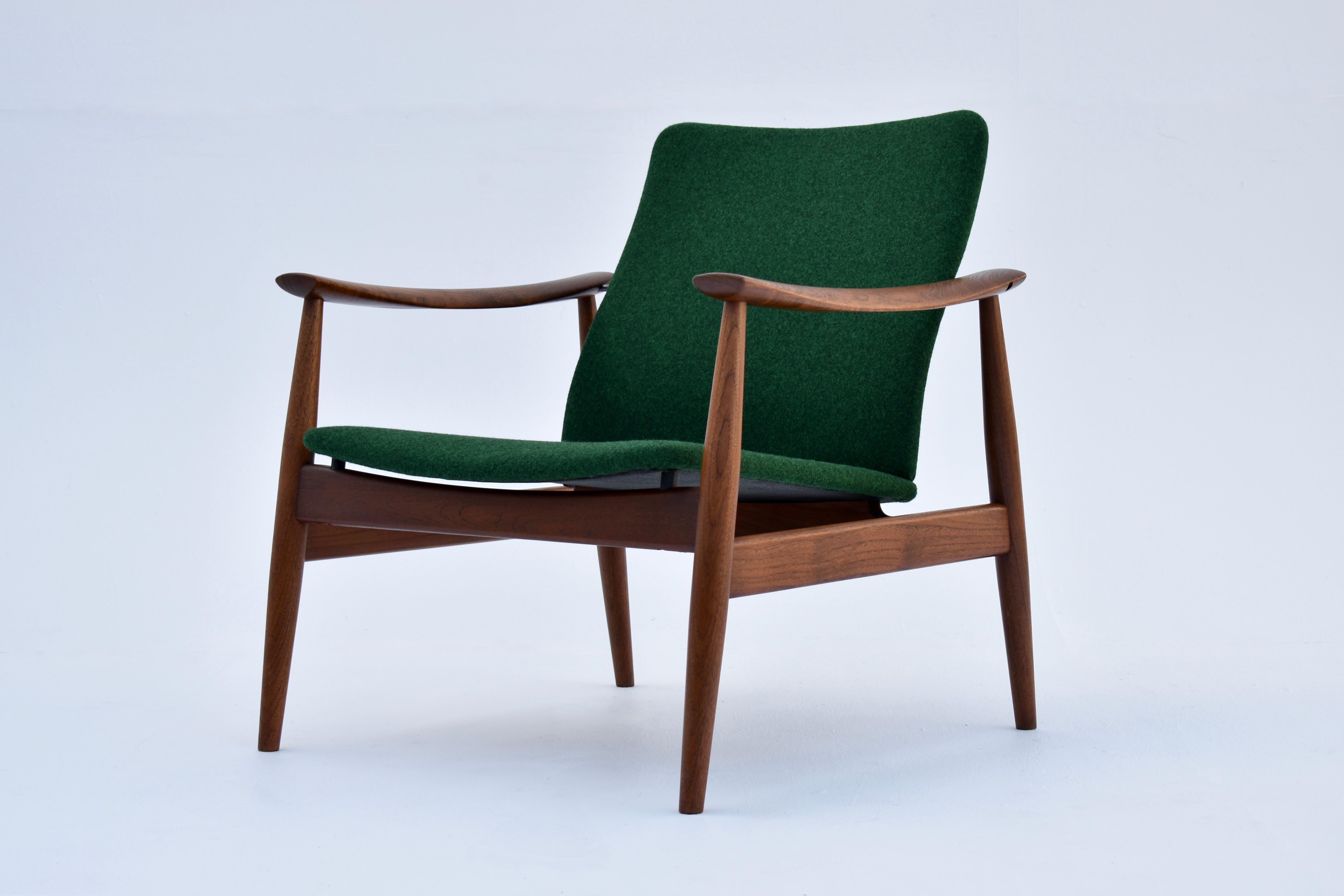 Mid Century Danish Finn Juhl Model 138 Teak Lounge Chair For France & Son For Sale 1