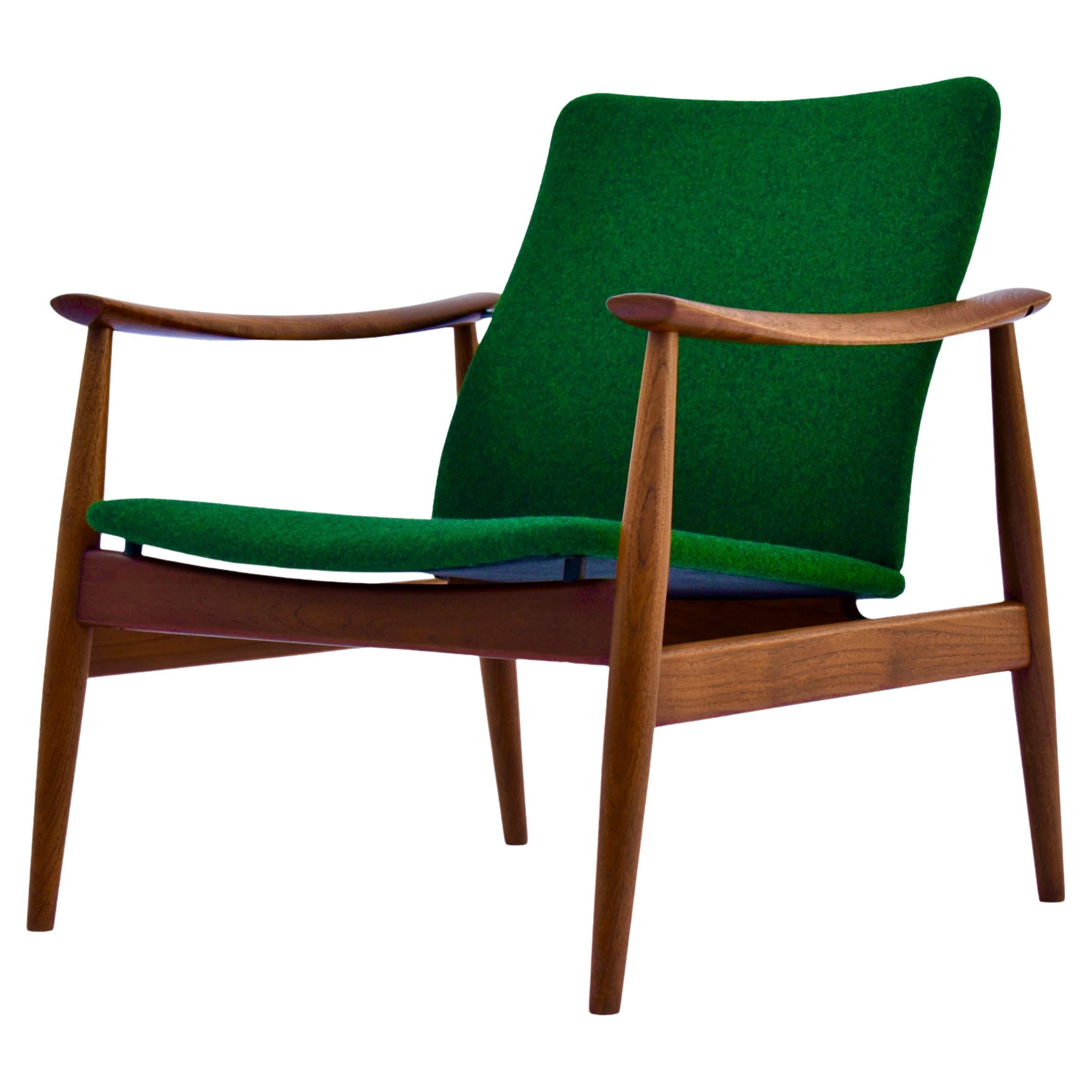 Fauteuil de salon danois du milieu du siècle dernier Finn Juhl modèle 138 en teck pour France
Son