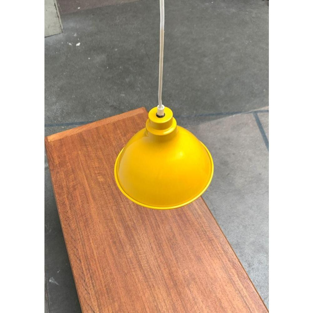 Pendolo semplice del produttore danese Nordisk Solar.

Un design molto ridotto che si basa sulla forma dei riflettori dei classici flash fotografici. Da qui il nome 