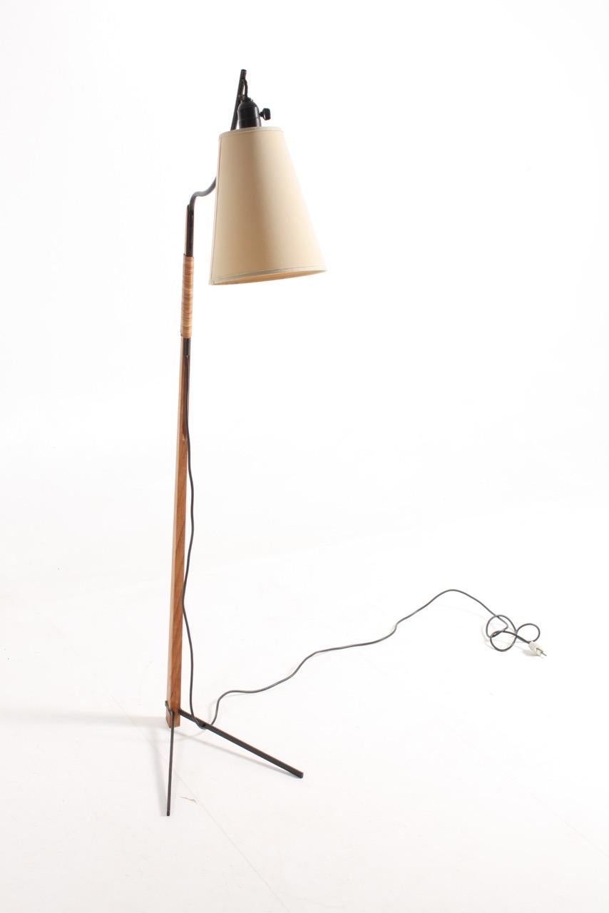 Midcentury Danish Floor Lamp in Teak and Leather, 1950s 2