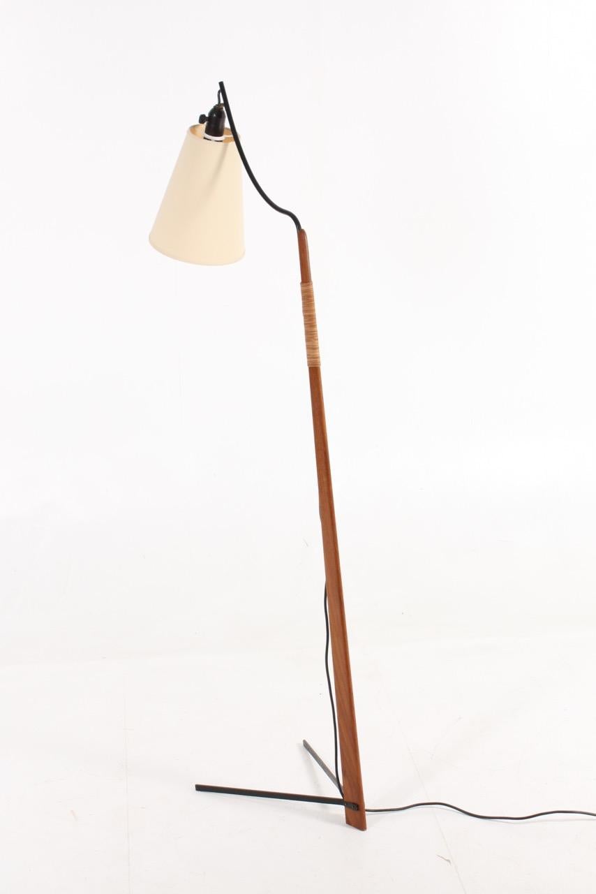Midcentury Danish Floor Lamp in Teak and Leather, 1950s 3