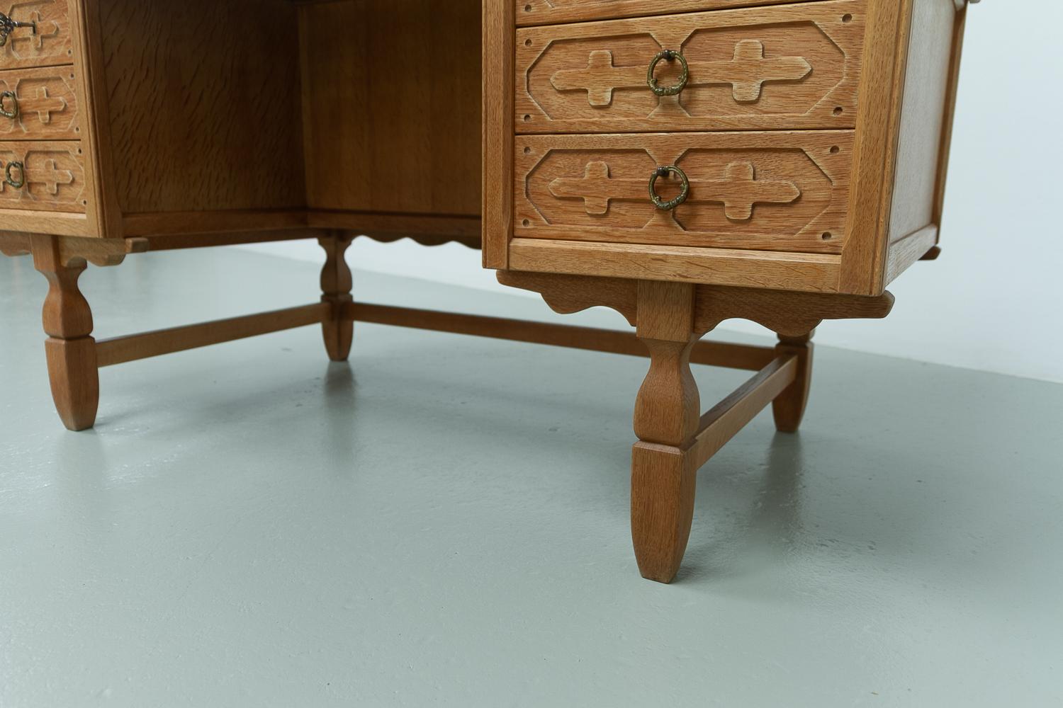 Mid-Century Danish Freestanding Oak Desk attributed to Henning Kjærnulf, 1960s. 5
