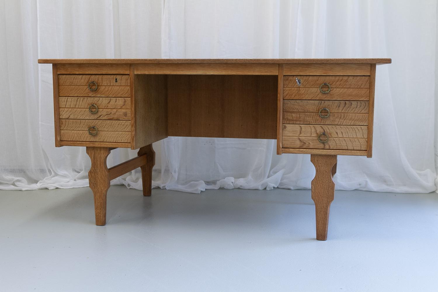 Scandinavian Modern Mid-Century Danish Freestanding Oak Desk attributed to Henning Kjærnulf, 1960s.