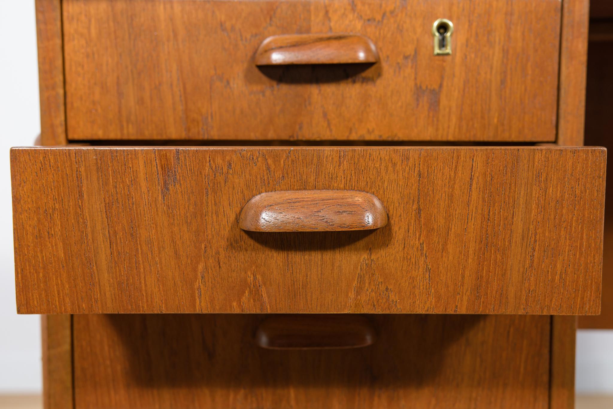 Mid-Century Danish Freestanding Teak Desk, 1960s For Sale 8