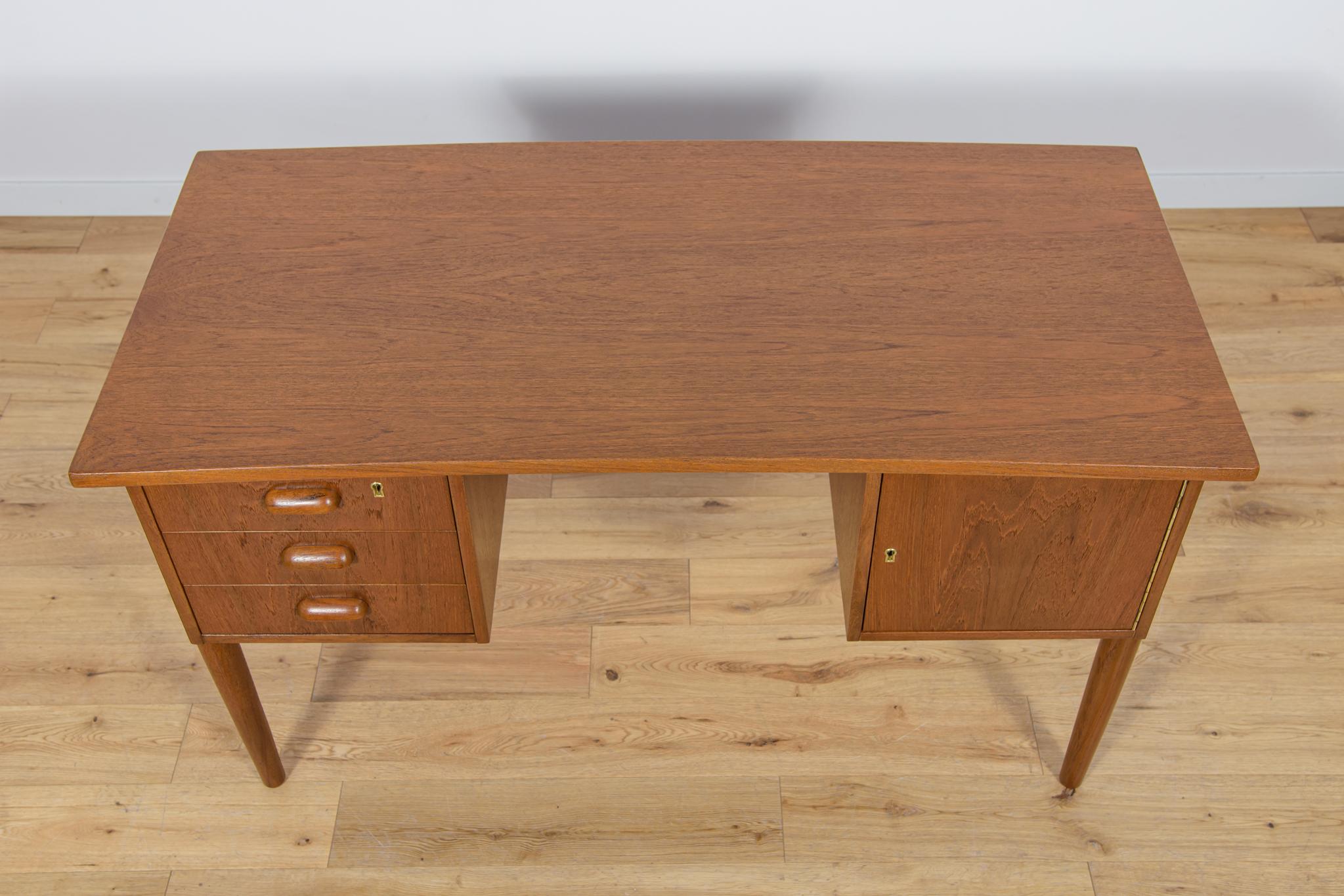 Woodwork Mid-Century Danish Freestanding Teak Desk, 1960s For Sale