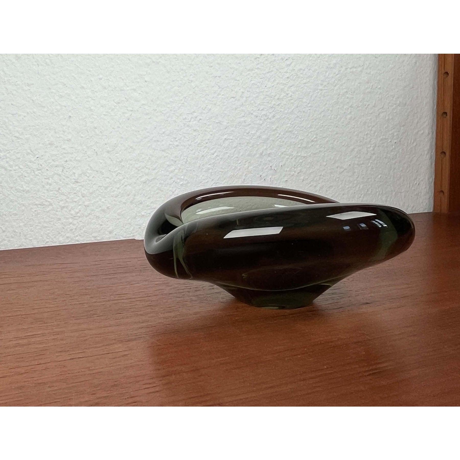 Cenicero danés de mediados de siglo de Per Lütken para Holmegaard, 1962 en venta 6