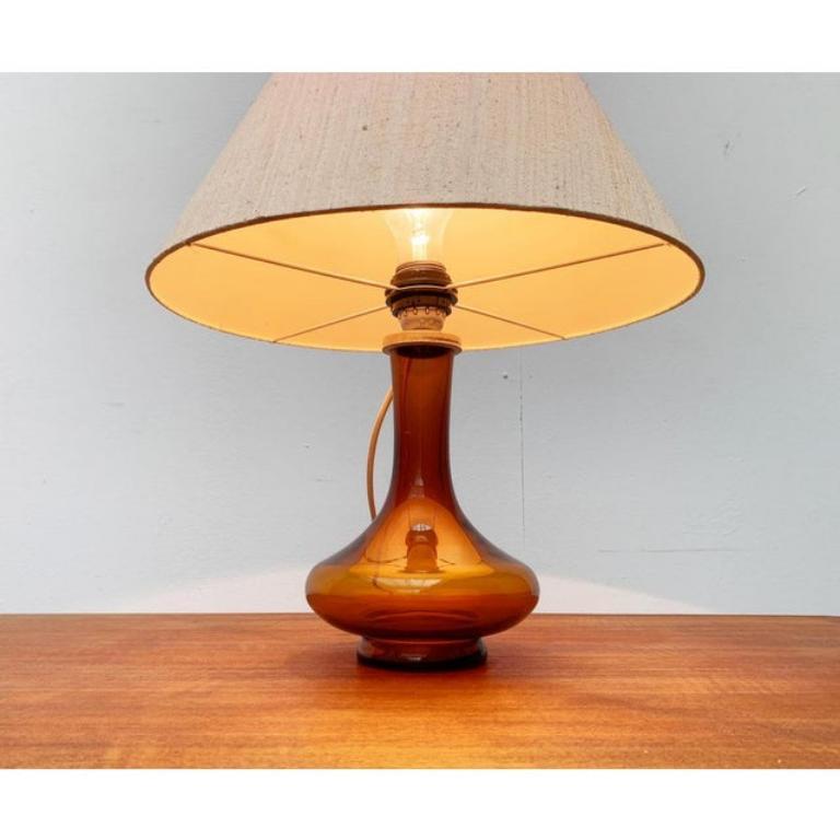 Lampada da tavolo in vetro danese di metà secolo di Holmegaard, anni '60 in vendita 1