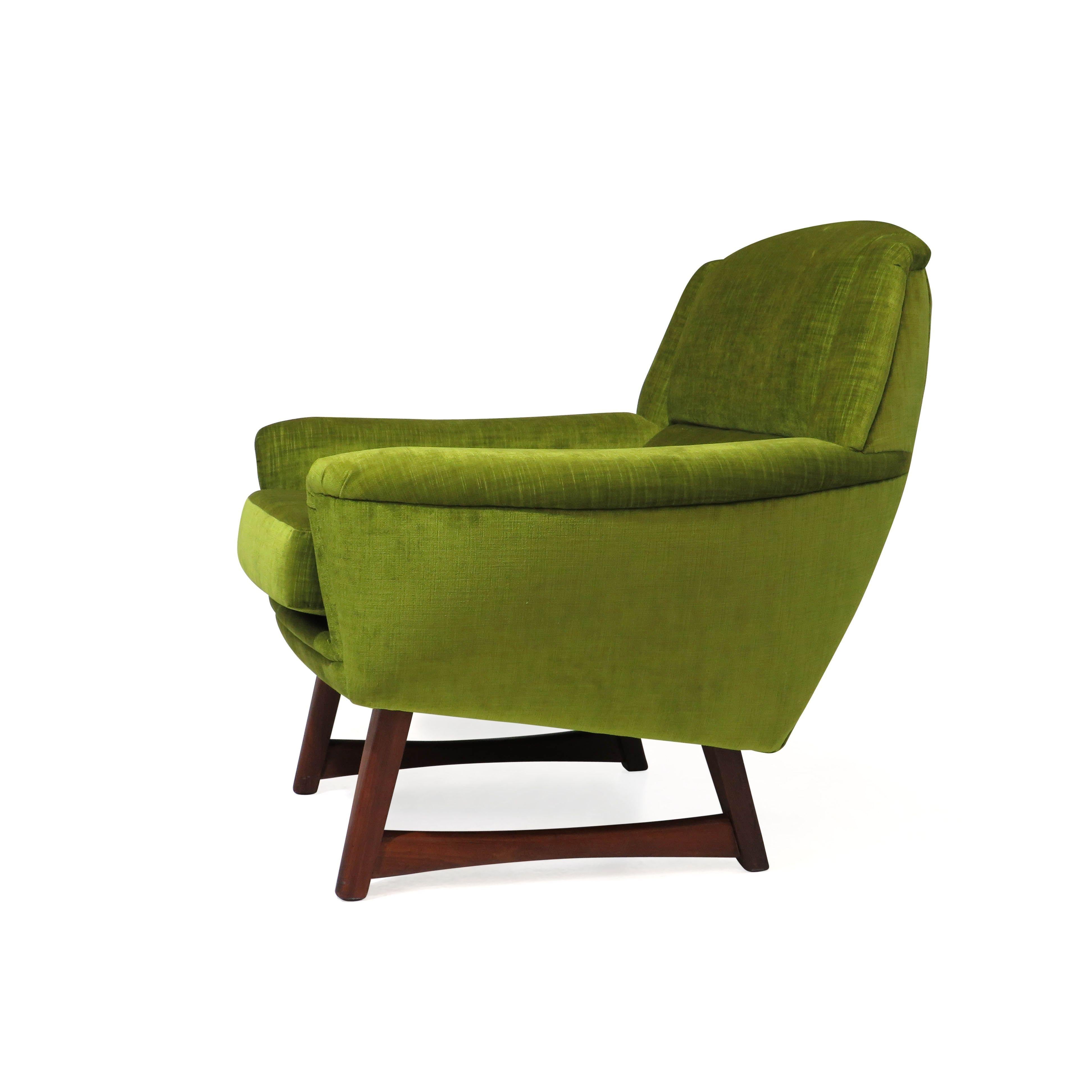 Mid Century Danish Green Velvet Lounge Chair For Sale 1