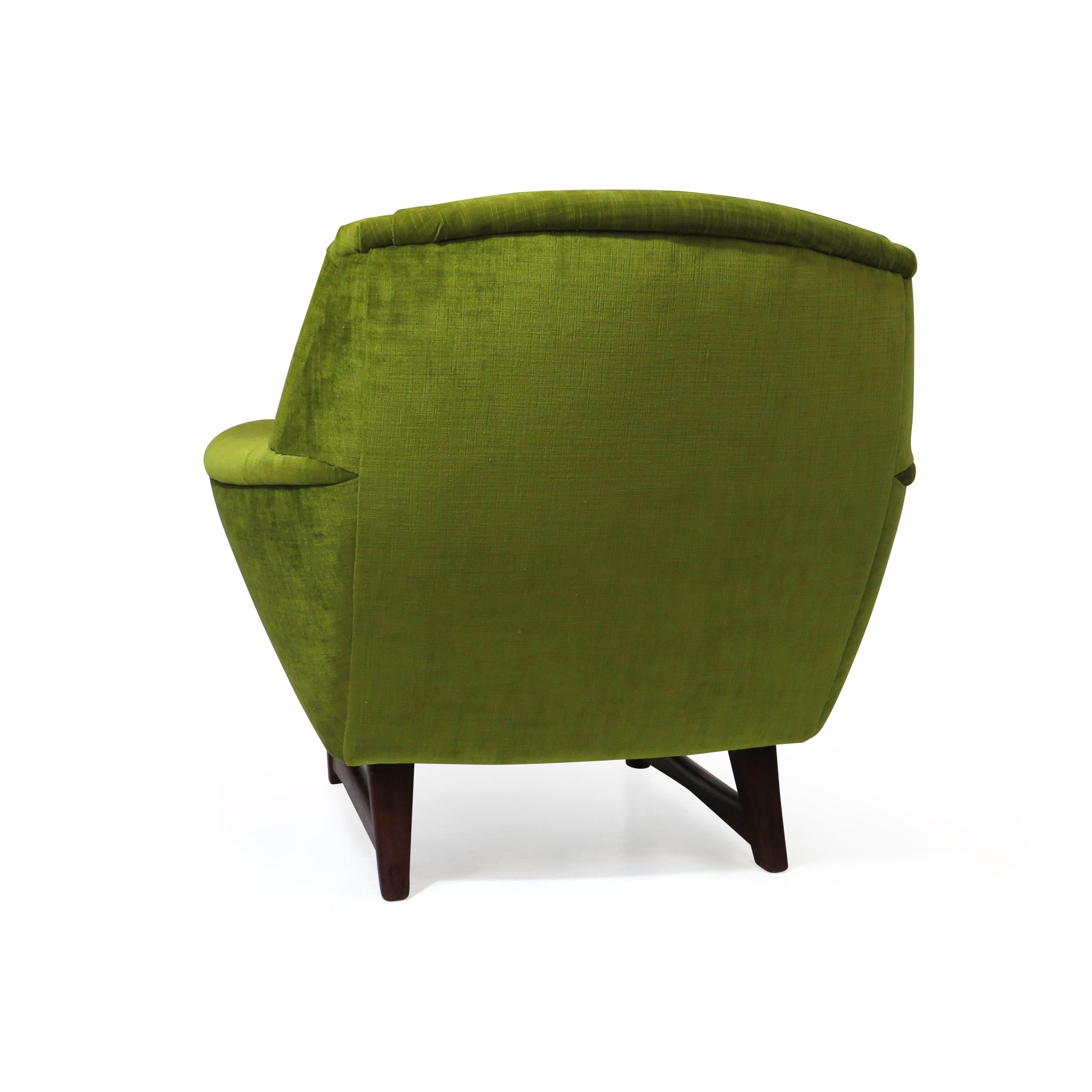 Mid Century Danish Green Velvet Lounge Chair For Sale 3