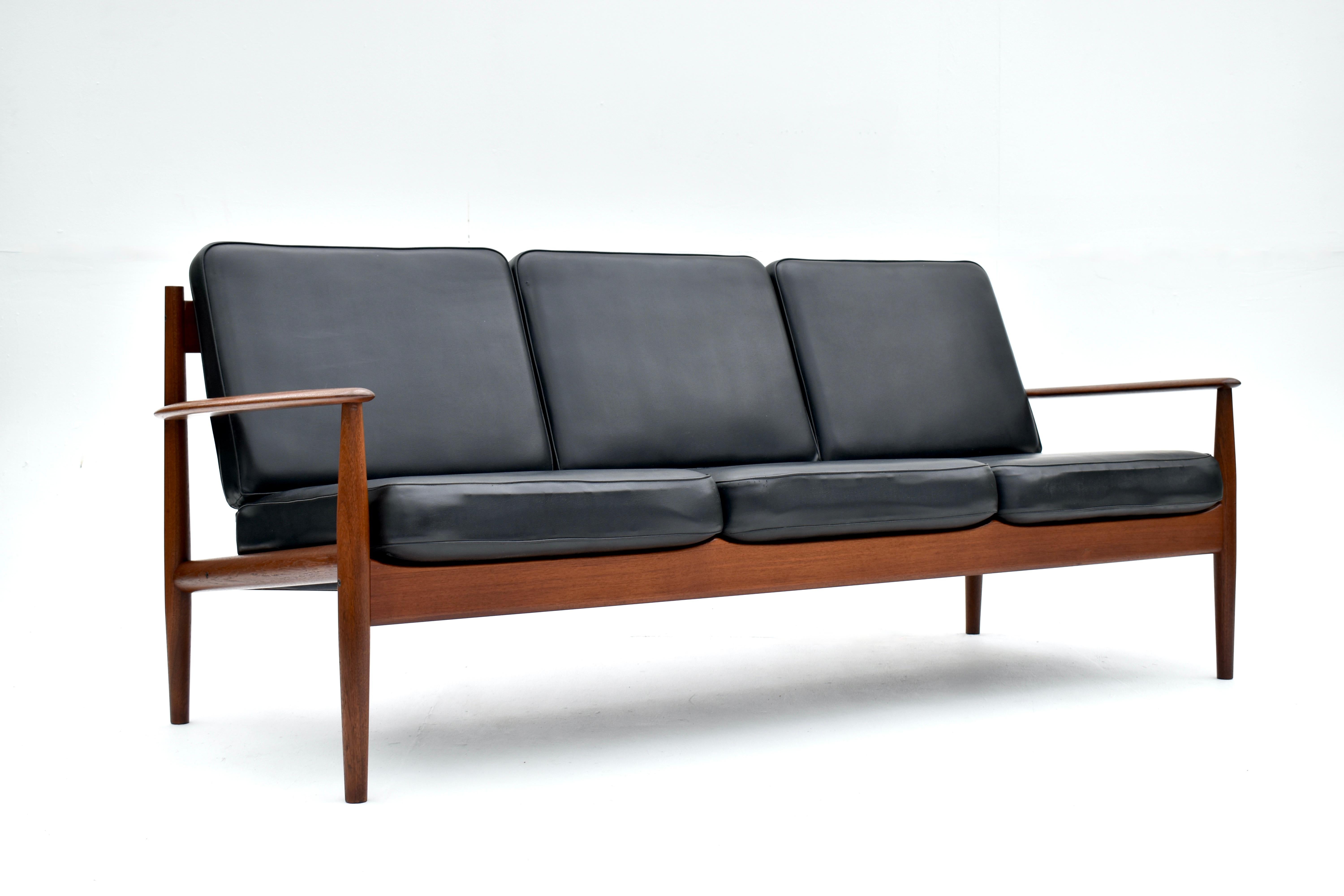 Mid Century Danish Grete Jalk Model 128/3 Teak Sofa For France & Son 13