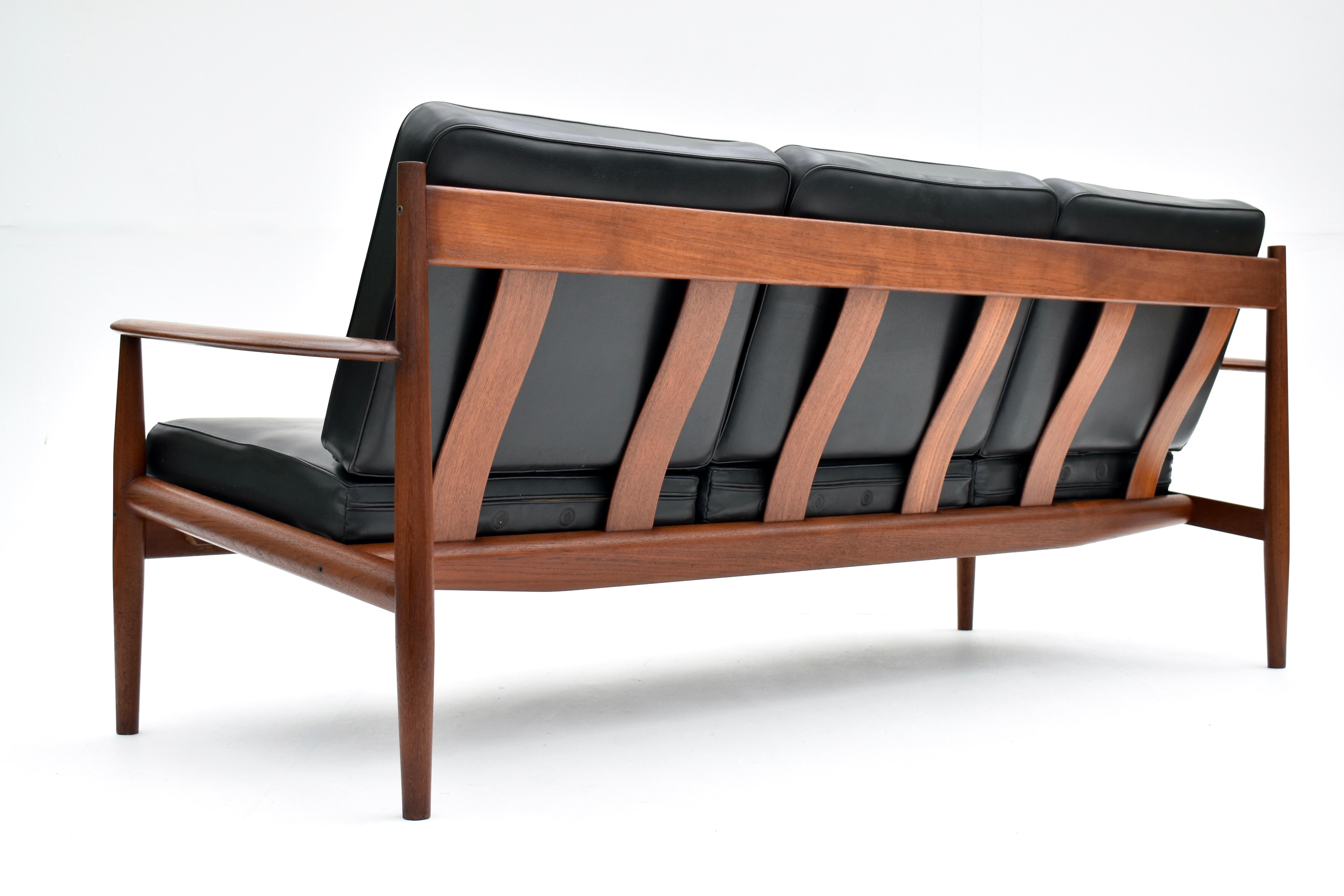 Mid Century Danish Grete Jalk Model 128/3 Teak Sofa For France & Son 1