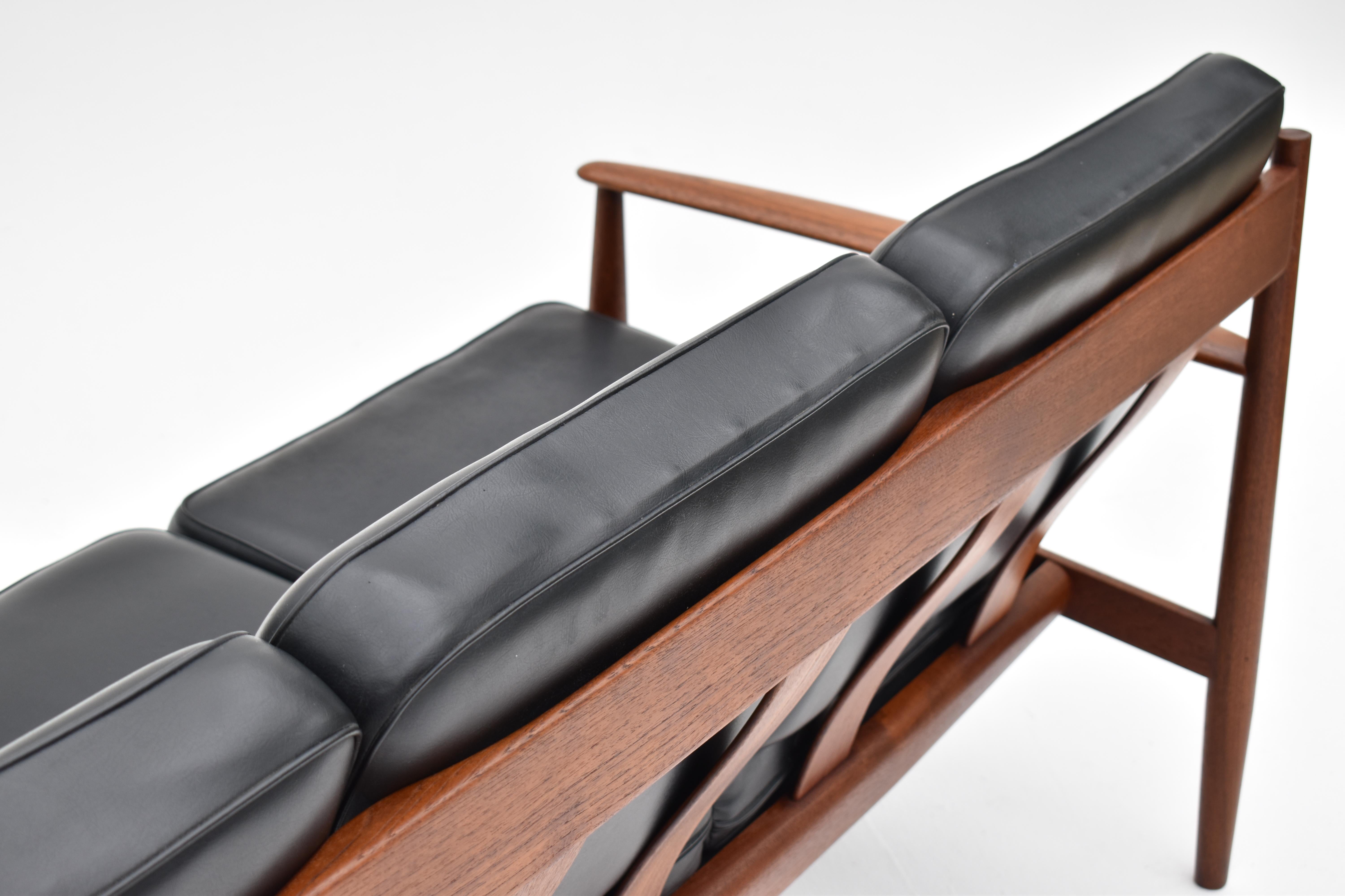 Mid Century Danish Grete Jalk Model 128/3 Teak Sofa For France & Son 3