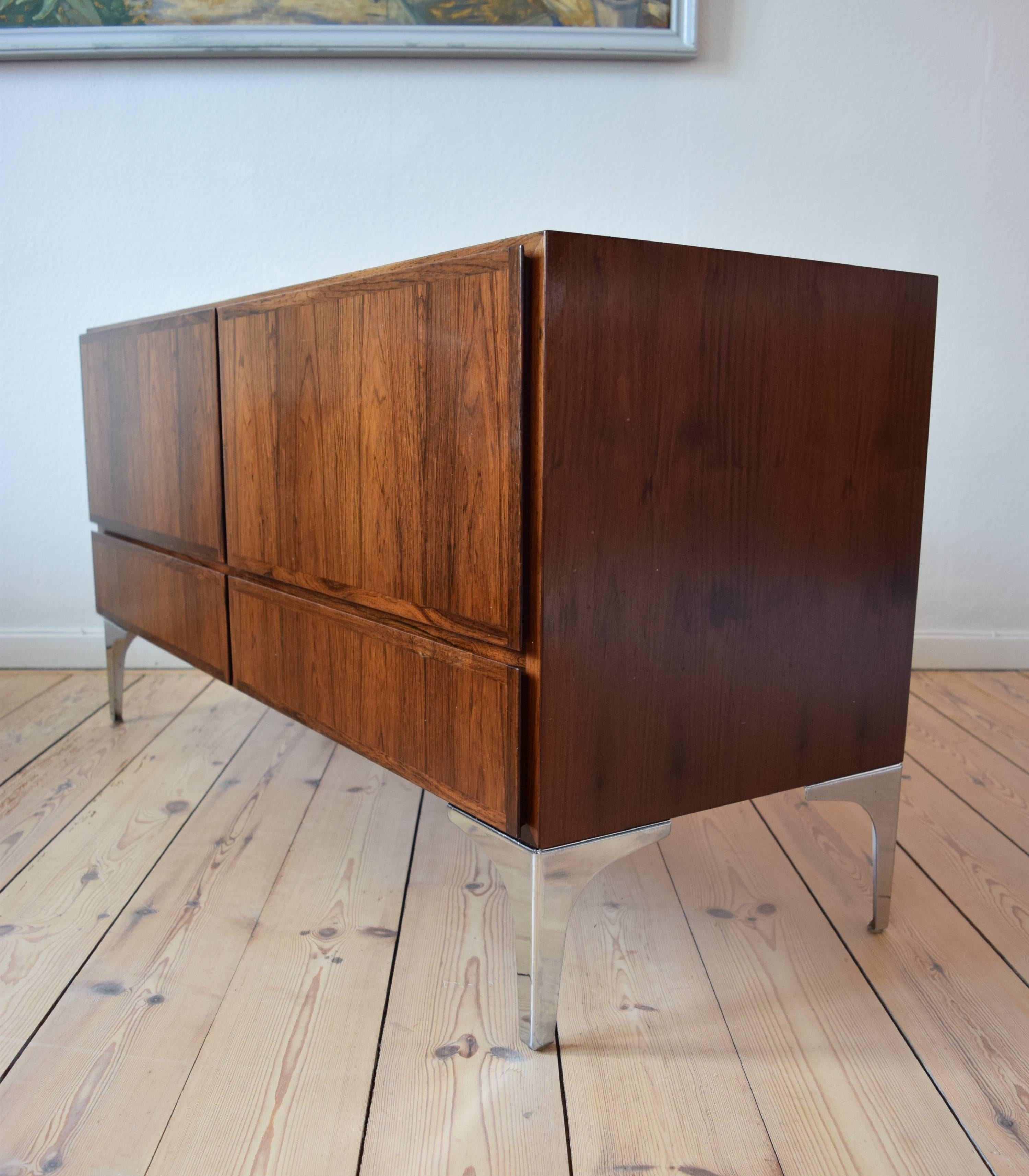 Midcentury Danish Gunni Omann Rosewood Chest of Drawers For Sale 6