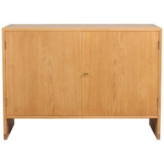 Midcentury Danish Hans J. Wegner Small Oak Sideboard Made by Rye Møbler, 1950s