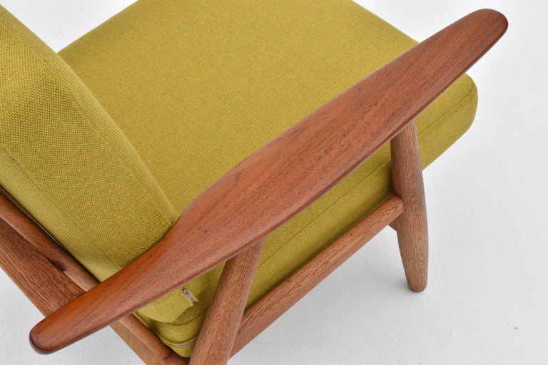 Mid Century Danish Hans Wegner Model GE240 Cigar Chair For Getama