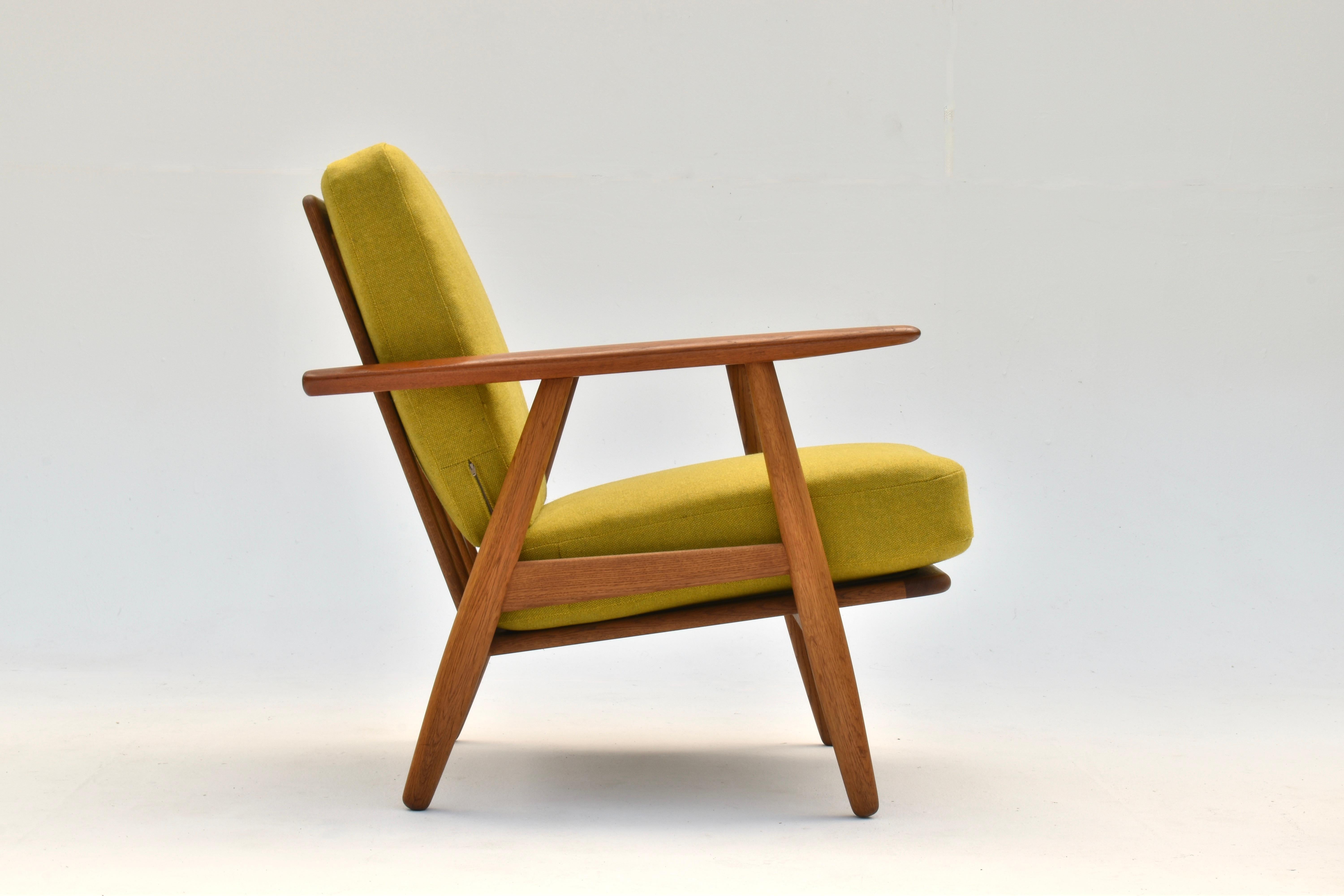 Chaise à cigares danoise du milieu du siècle modèle GE240 de Hans Wegner pour Getama en vente 4