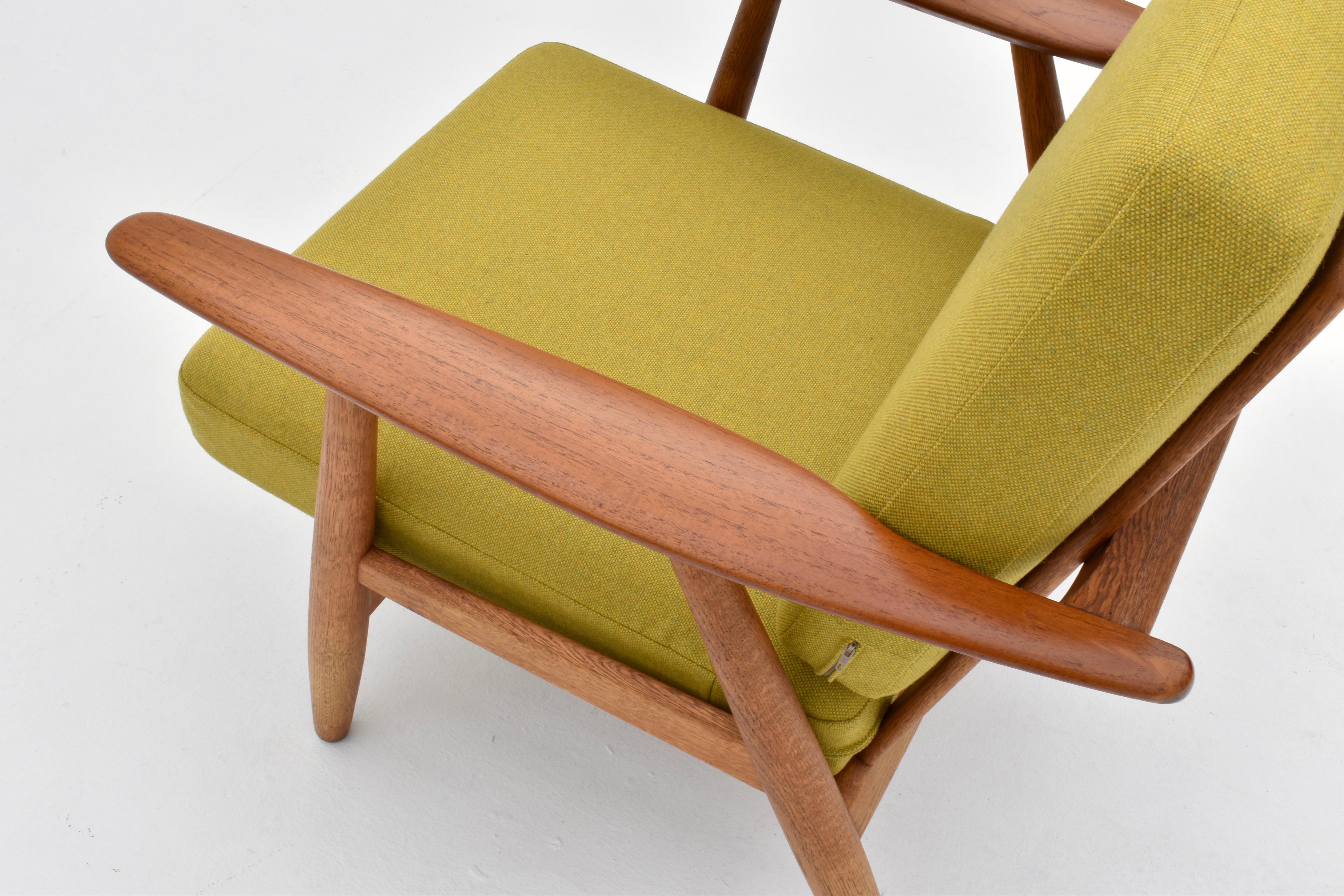 Sedia a sigaro danese del metà secolo Hans Wegner modello GE240 per Getama in vendita 8
