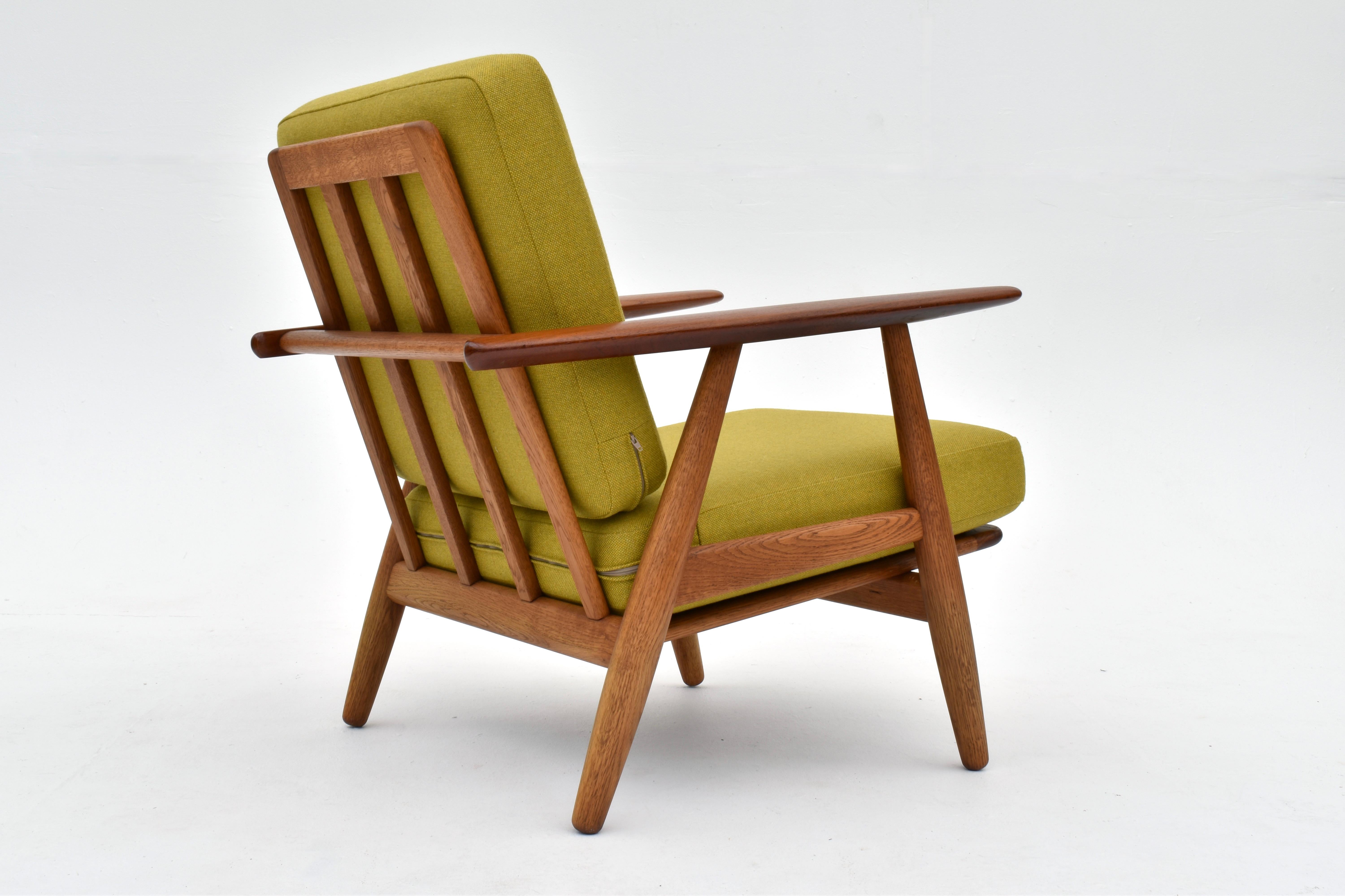 Sedia a sigaro danese del metà secolo Hans Wegner modello GE240 per Getama in vendita 1