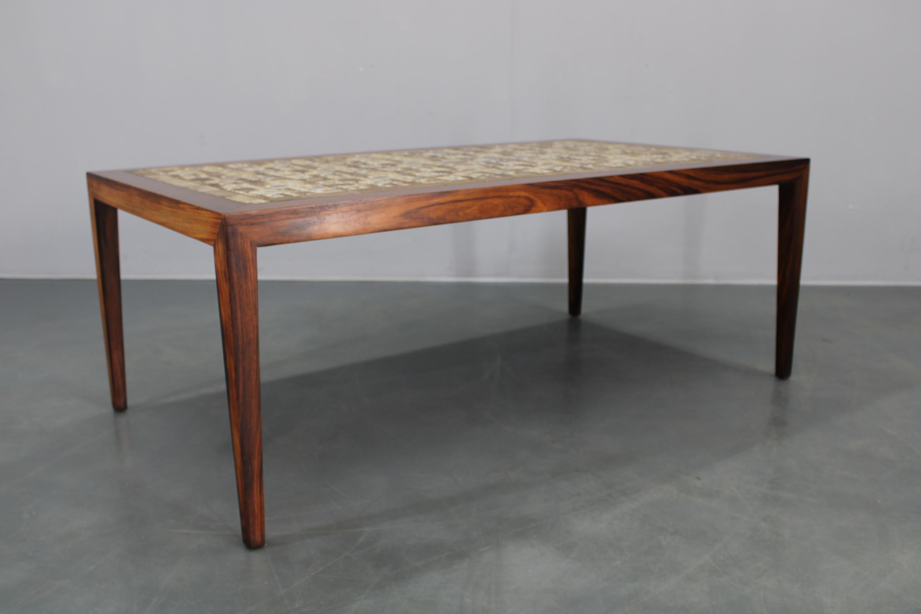 Mid-century Danish Haslev Mobelsnedkeri Coffee Table with Royal Copenhagen Ceram For Sale 3