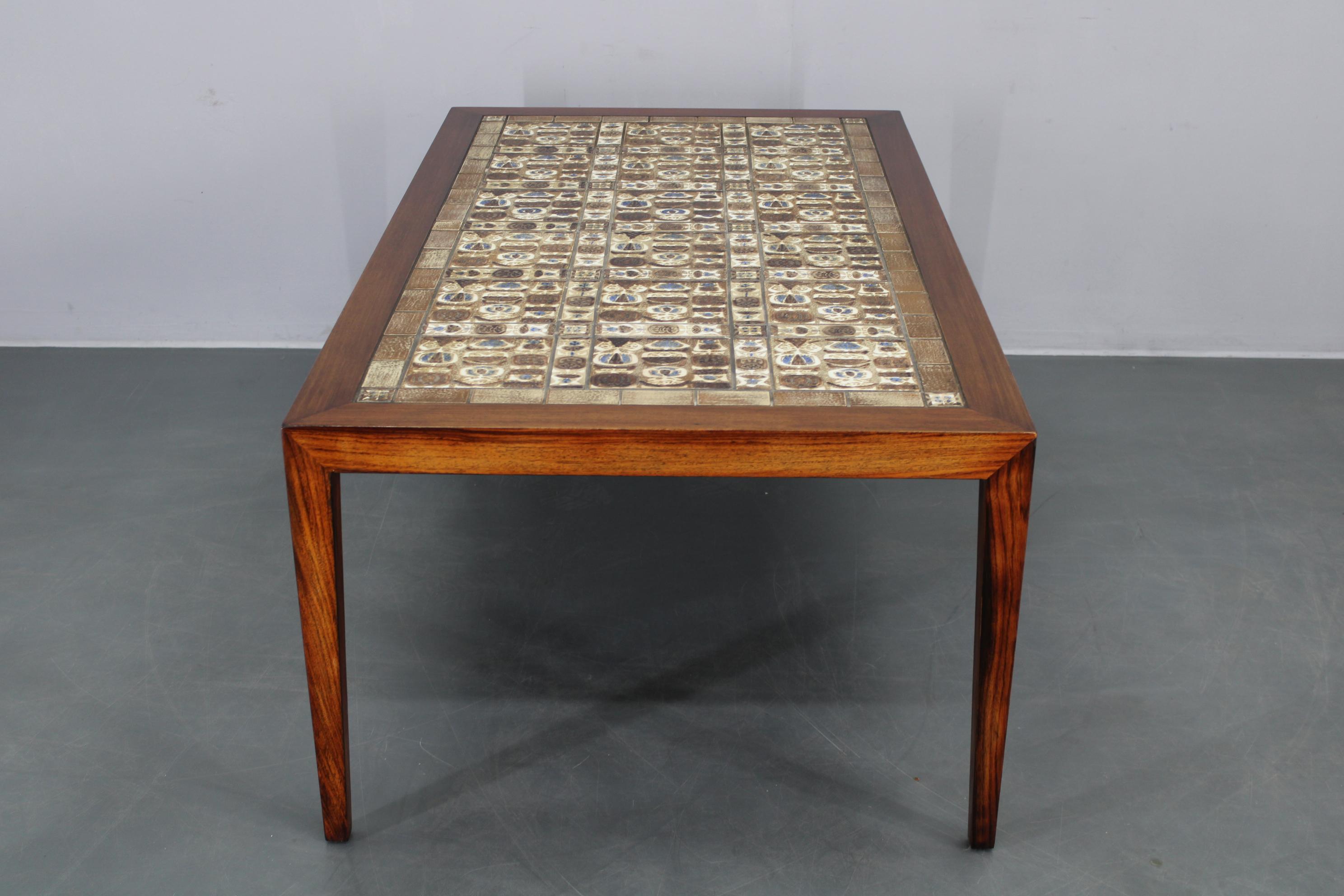 Mid-century Danish Haslev Mobelsnedkeri Coffee Table with Royal Copenhagen Ceram For Sale 1