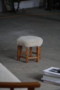 Sgabello esagonale danese di metà secolo in Oak con rivestimento in lana d'agnello shearling, 1950