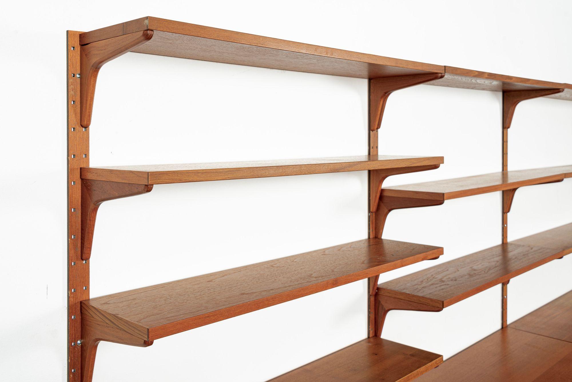 Mid Century Danish HG Teak Wood Modular Wall Unit Shelving & Bookcase For Sale 1