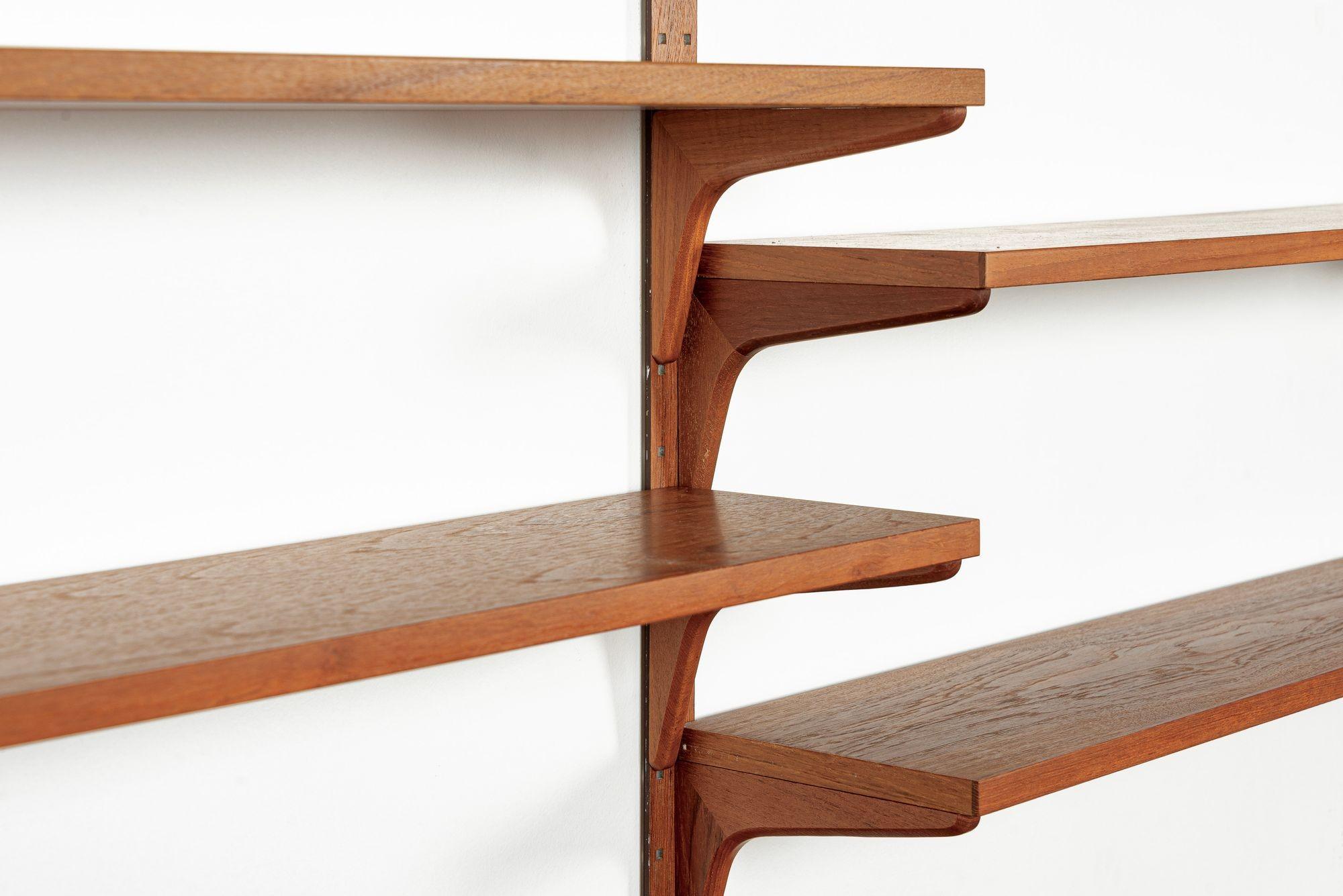 Mid Century Danish HG Teak Wood Modular Wall Unit Shelving & Bookcase For Sale 2