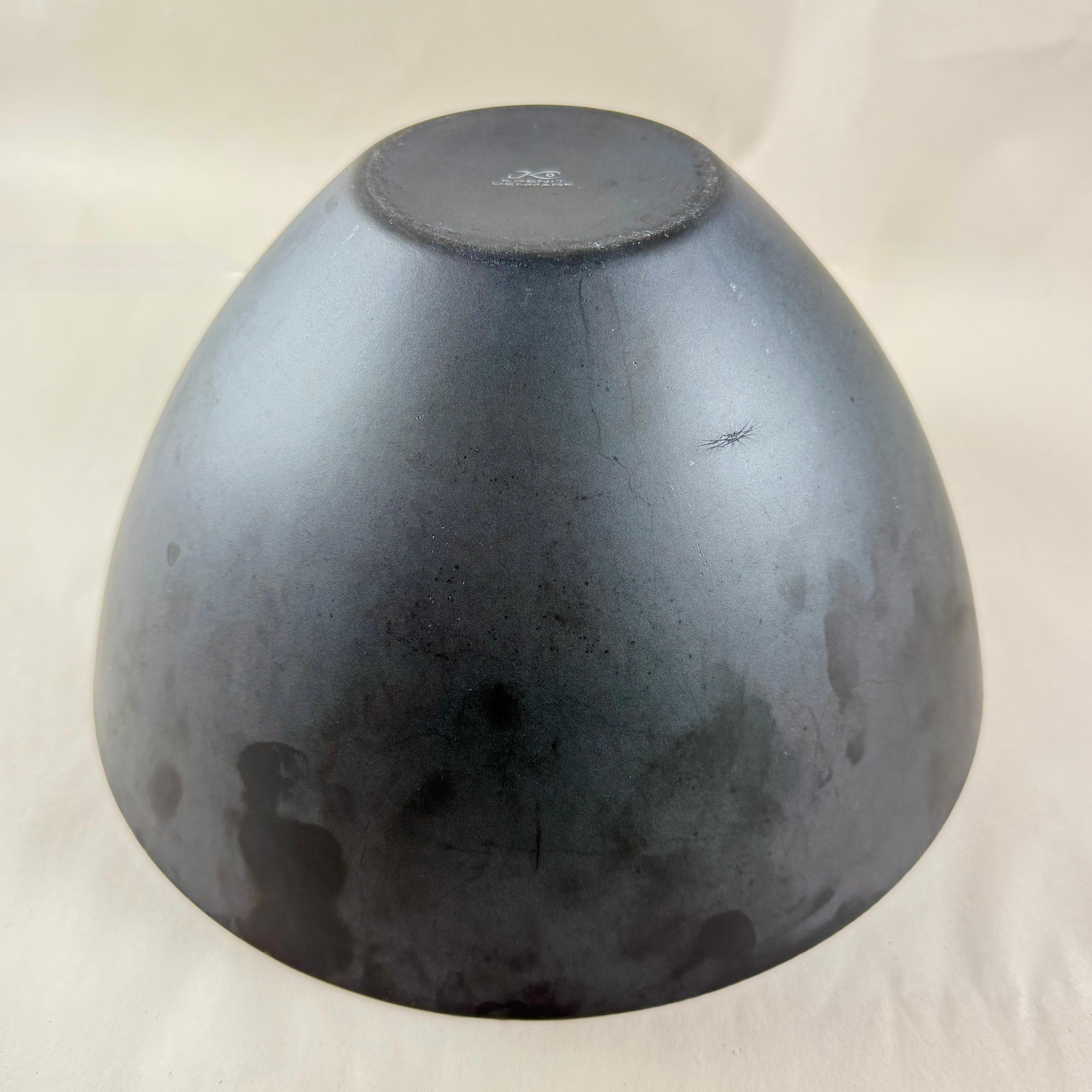 Ensaladera grande danesa de mediados de siglo esmaltada Krenit verde jade en venta 1