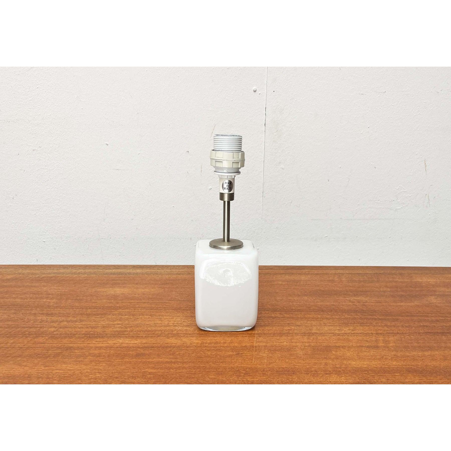 Lámpara de sobremesa danesa de cristal Kubus de mediados de siglo, Per Lütken para Holmegaard, años 60 en venta 7