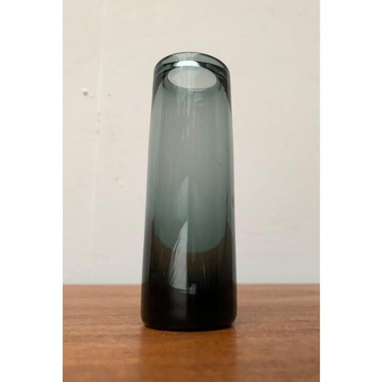 Vaso in vetro danese della serie Labrador di metà secolo di Per Lütken per Holmegaard 1950 in vendita 4
