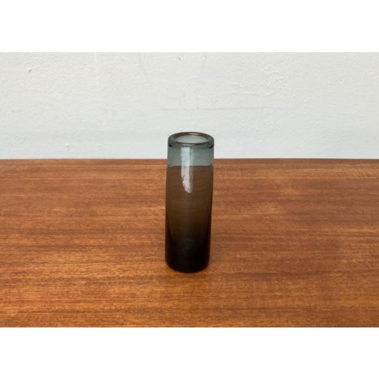 Vaso in vetro danese della serie Labrador di metà secolo di Per Lütken per Holmegaard 1950 In condizioni ottime in vendita a Hamburg, DE