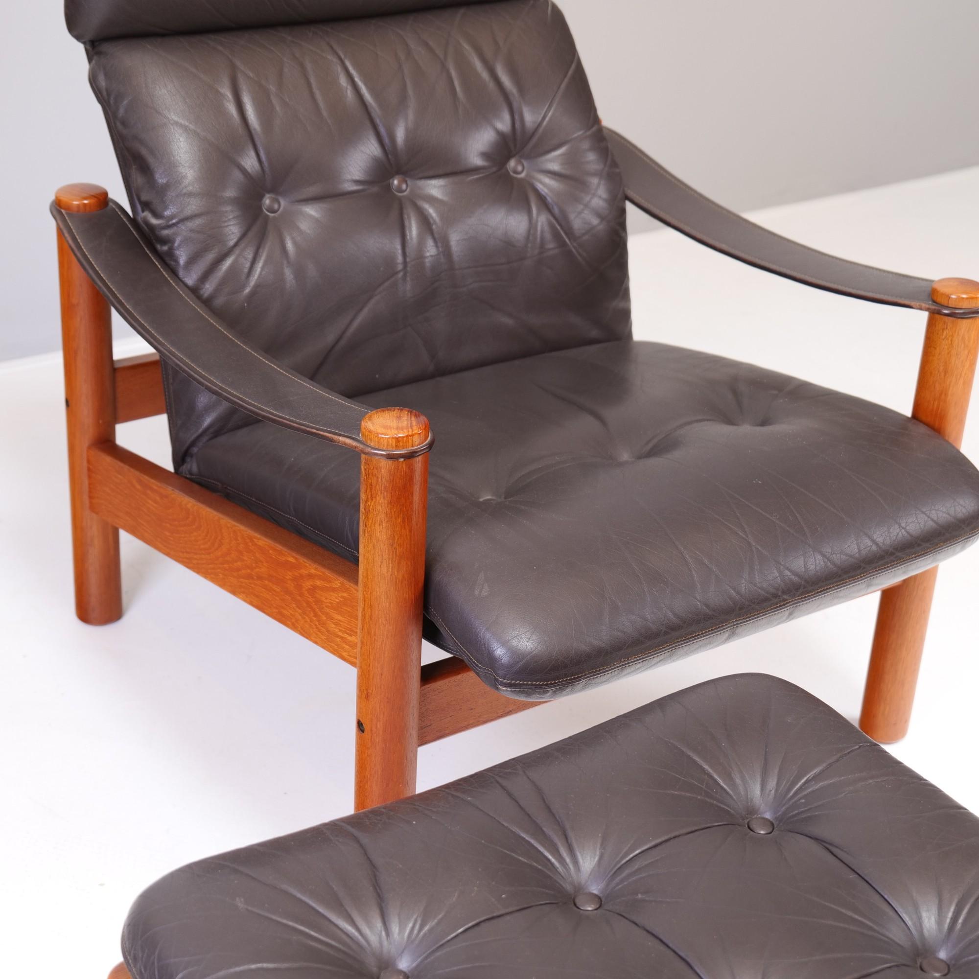 Mid-20th Century Mid-Century Danish Leather Lounge Chair with Ottomann