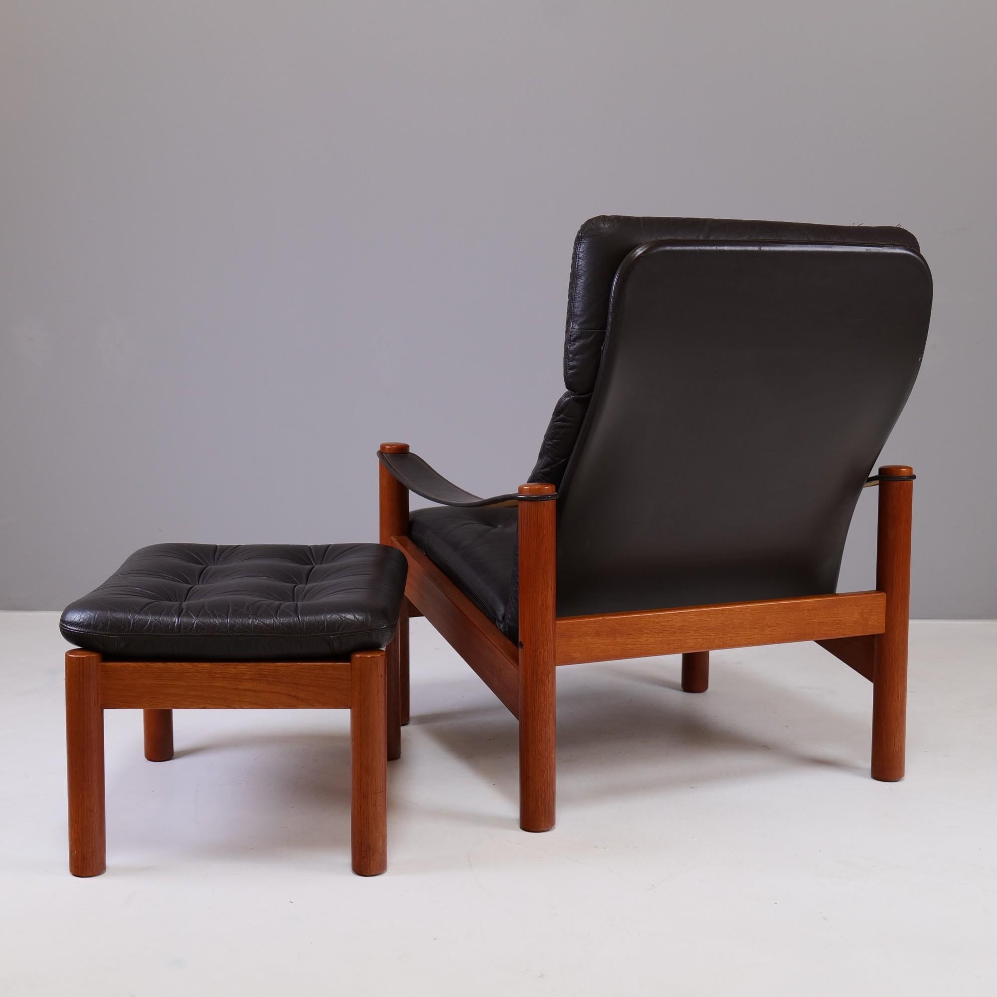 Mid-Century Danish Leather Lounge Chair with Ottomann 3