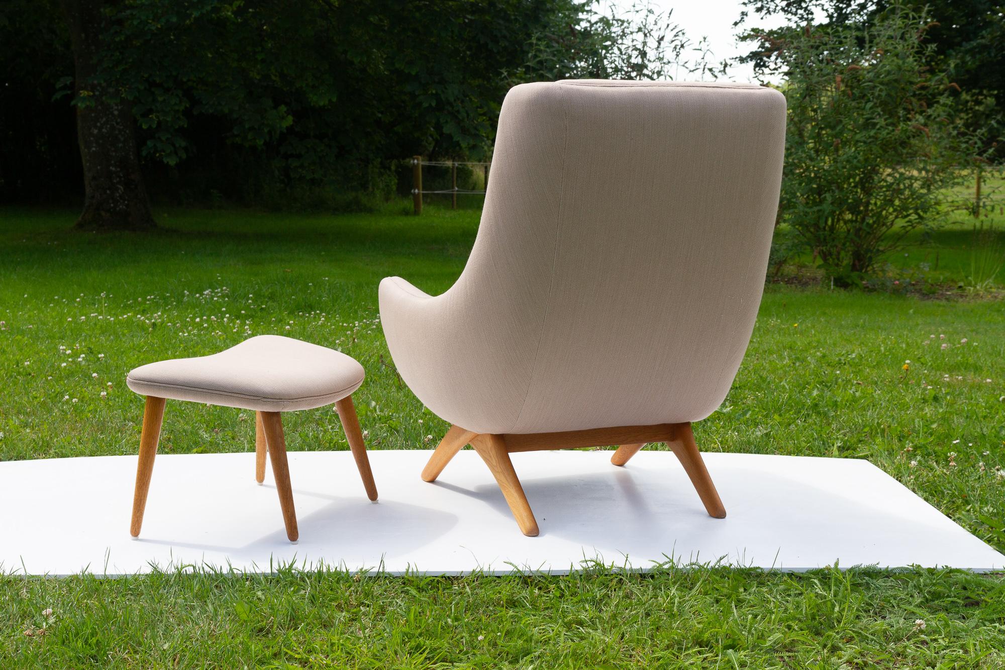 Mid-Century Danish Lounge Chair and Stool Model ML 141 by Illum Wikkelsø, 1960s For Sale 8