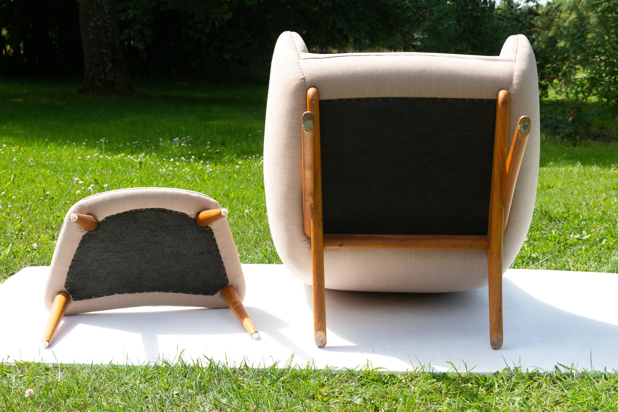 Mid-Century Danish Lounge Chair and Stool Model ML 141 by Illum Wikkelsø, 1960s 14