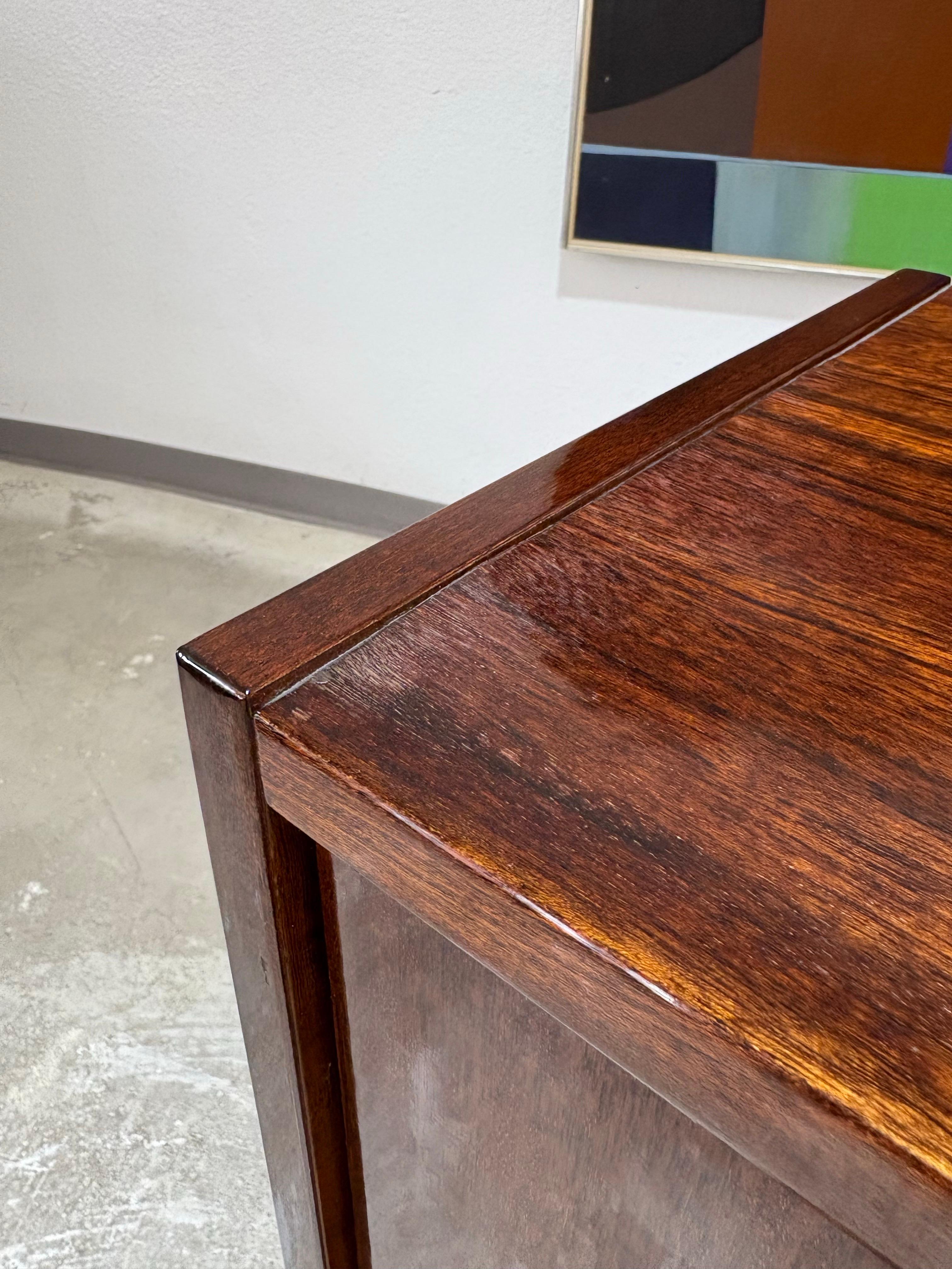 Credenza bar in mogano danese della metà del secolo scorso in vendita 2