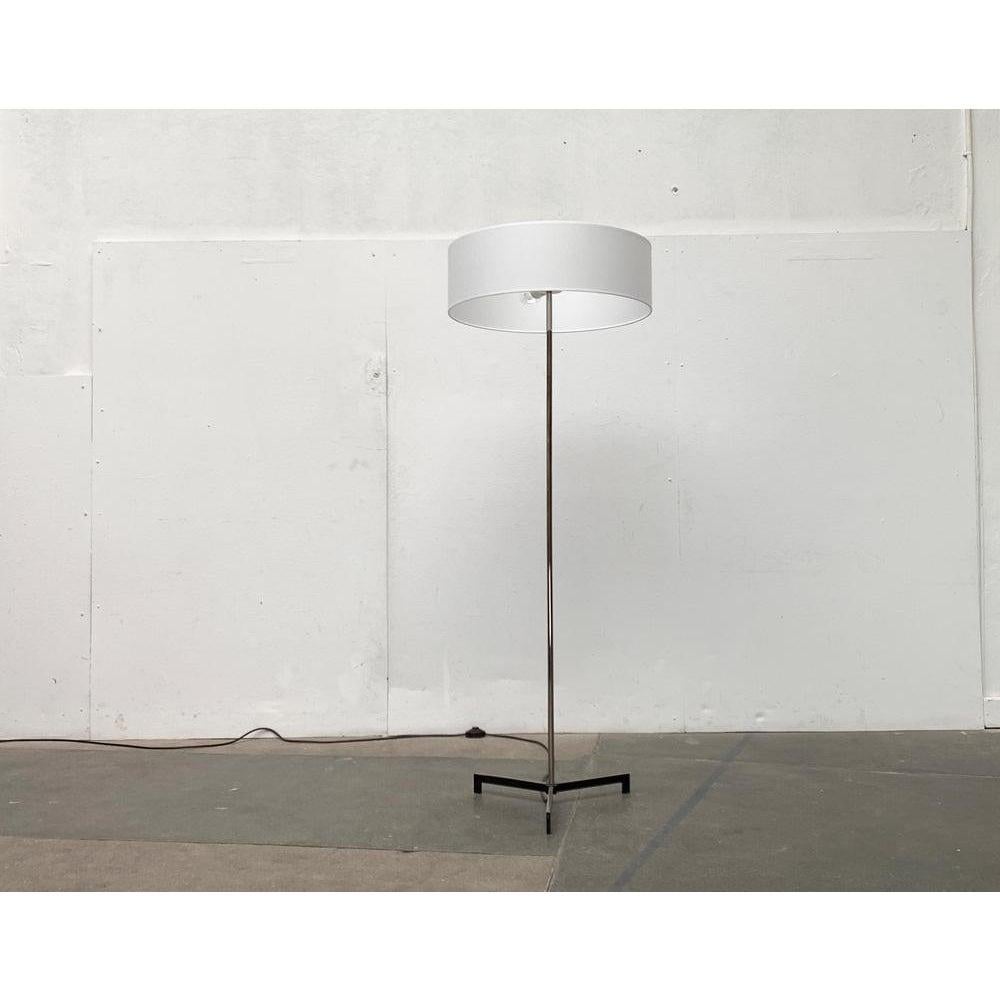 Lampada da terra minimalista danese di metà secolo, anni '60 In condizioni ottime in vendita a Hamburg, DE