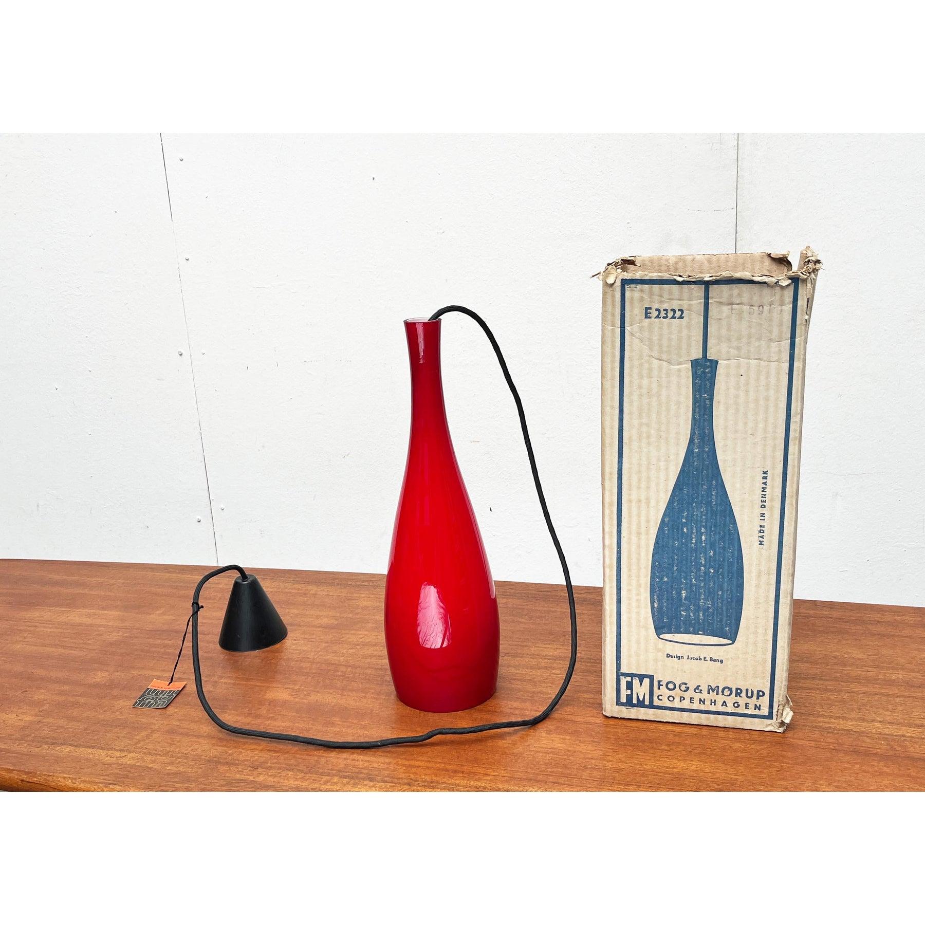 Lampe suspendue danoise modèle Bang en verre du milieu du siècle dernier par Jacob E. Bang, années 1960 en vente 3