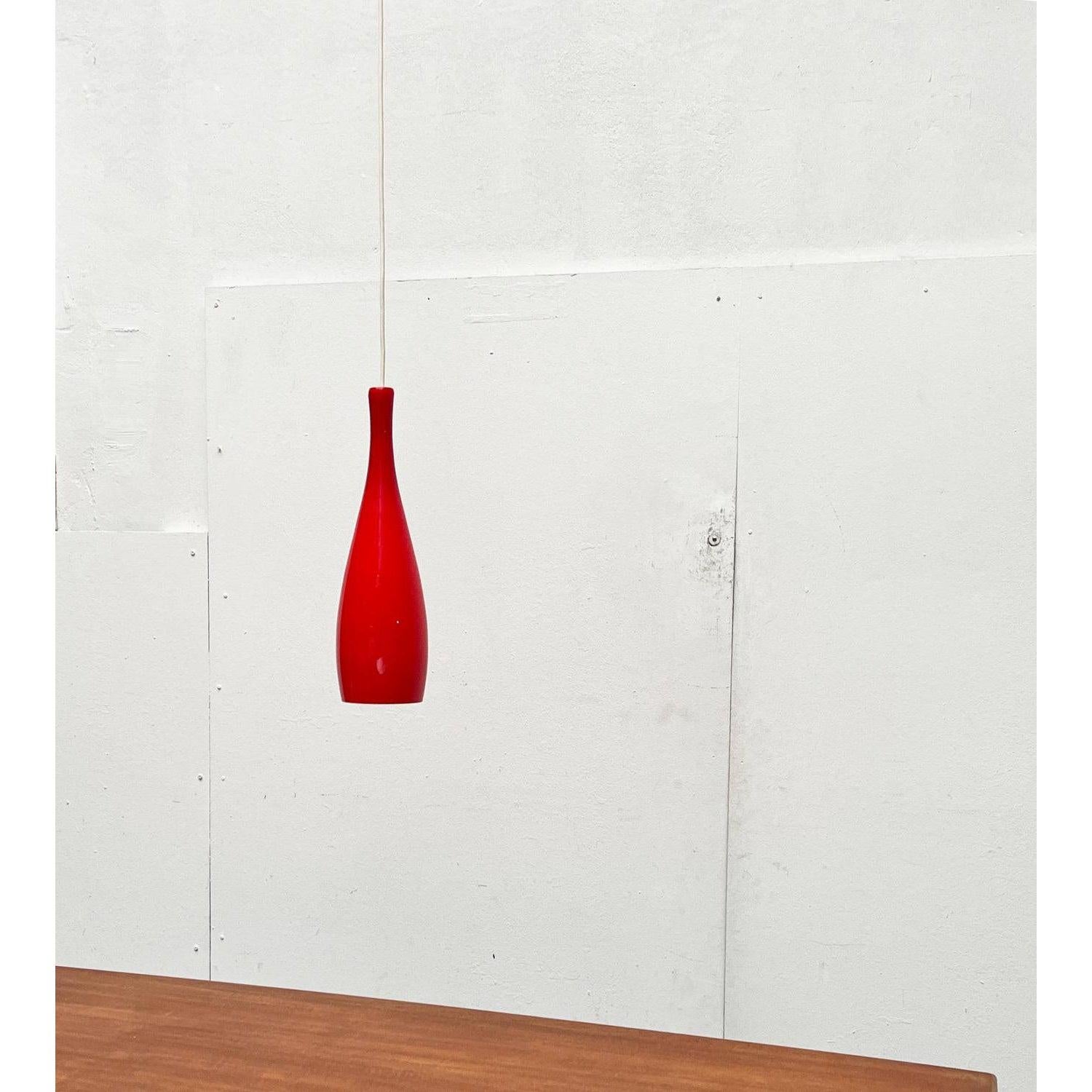 Lampe suspendue danoise modèle Bang en verre du milieu du siècle dernier par Jacob E. Bang, années 1960 en vente 3