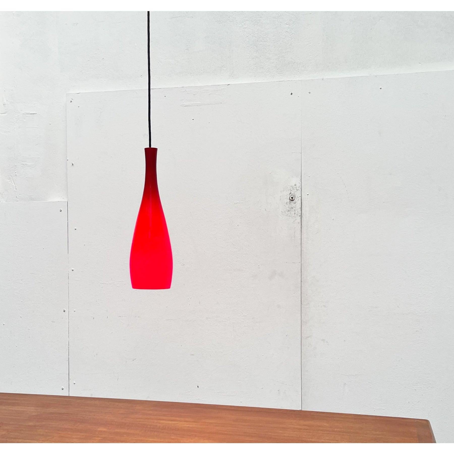 Lampe suspendue danoise modèle Bang en verre du milieu du siècle dernier par Jacob E. Bang, années 1960 en vente 5