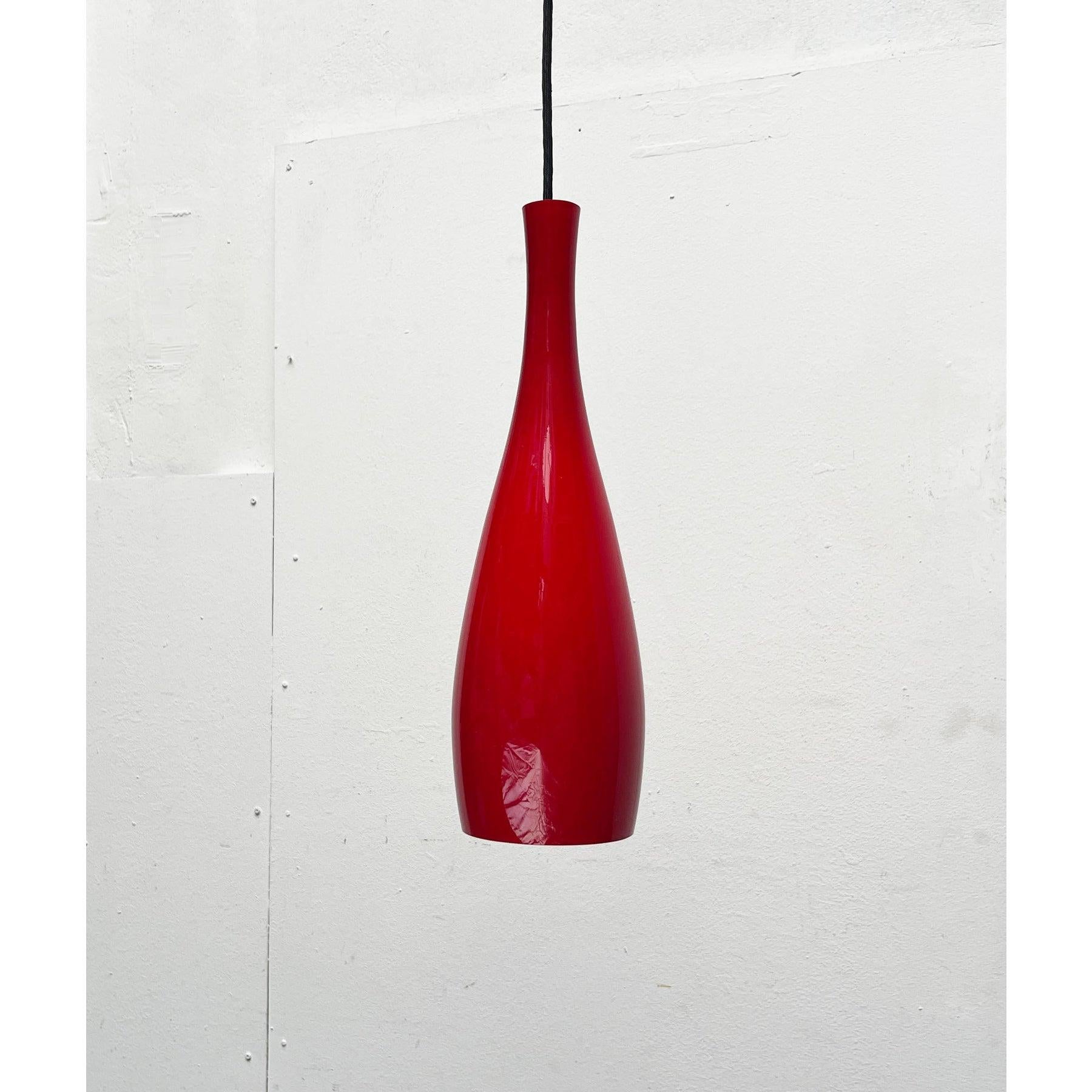 Danois Lampe suspendue danoise modèle Bang en verre du milieu du siècle dernier par Jacob E. Bang, années 1960 en vente