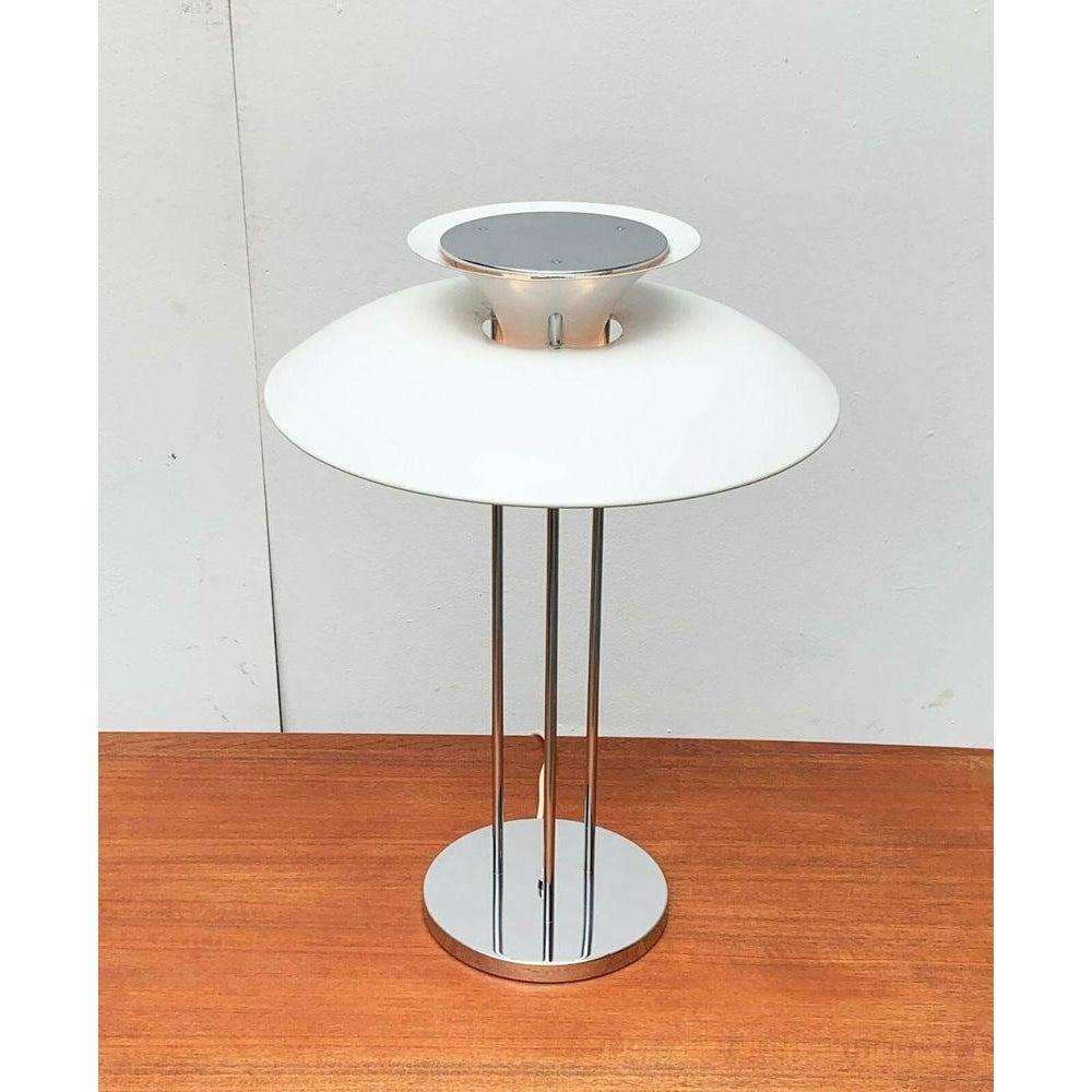 Dänische Mid-Century-Tischlampe Modell PH 5 von Poul Henningsen, 1960er Jahre im Angebot 2
