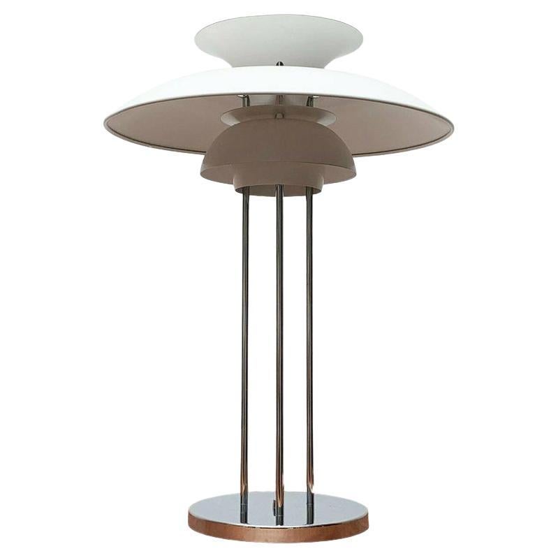 Dänische Mid-Century-Tischlampe Modell PH 5 von Poul Henningsen, 1960er Jahre im Angebot