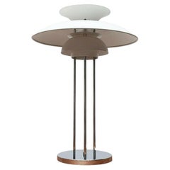 Lampe de bureau danoise modèle PH 5 du milieu du siècle dernier par Poul Henningsen, années 1960