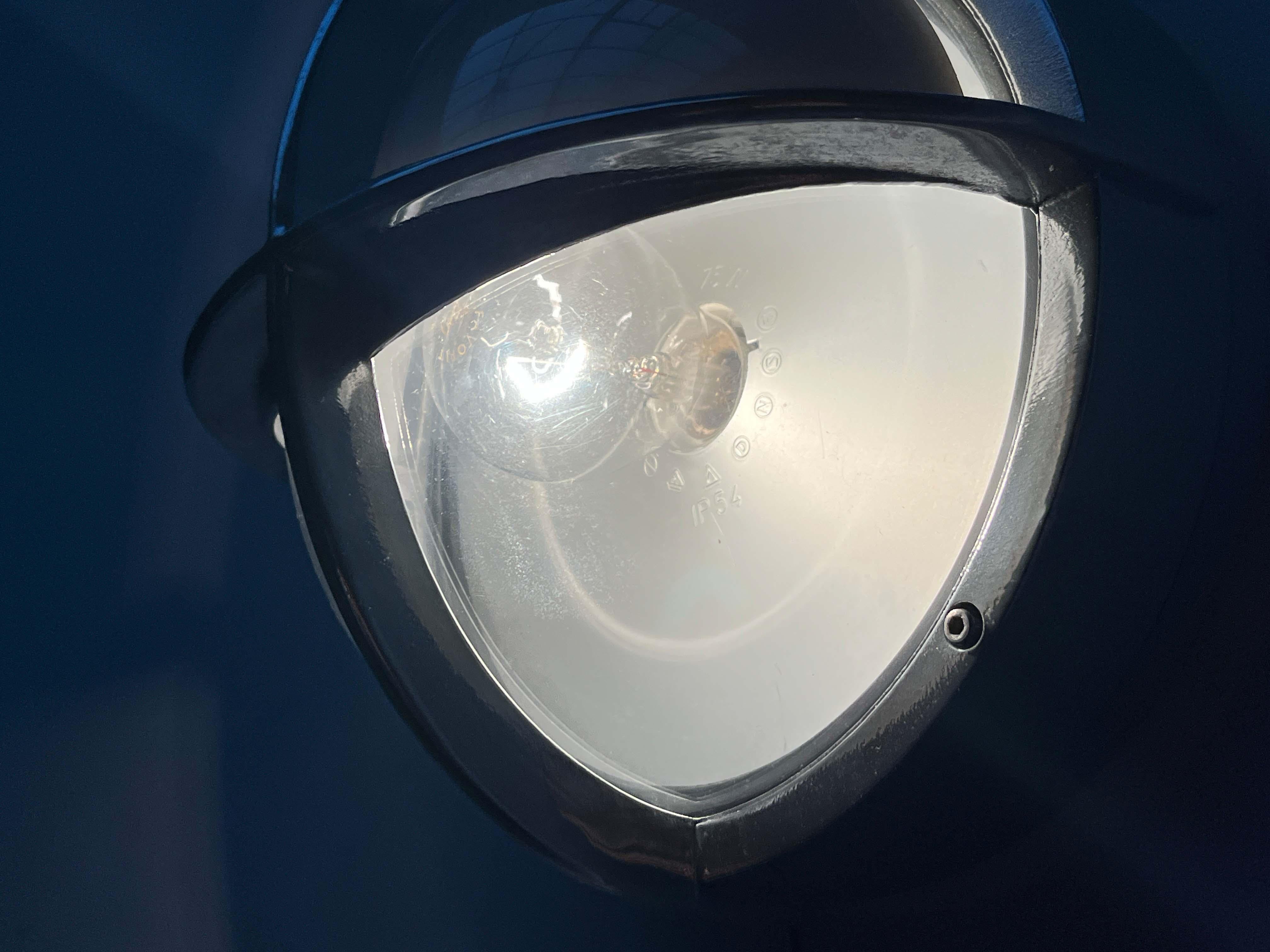 Lámpara de pared de metal para exteriores modelo Pirat, danesa de mediados de siglo, para Nordisk Solar, años 60 en venta 10