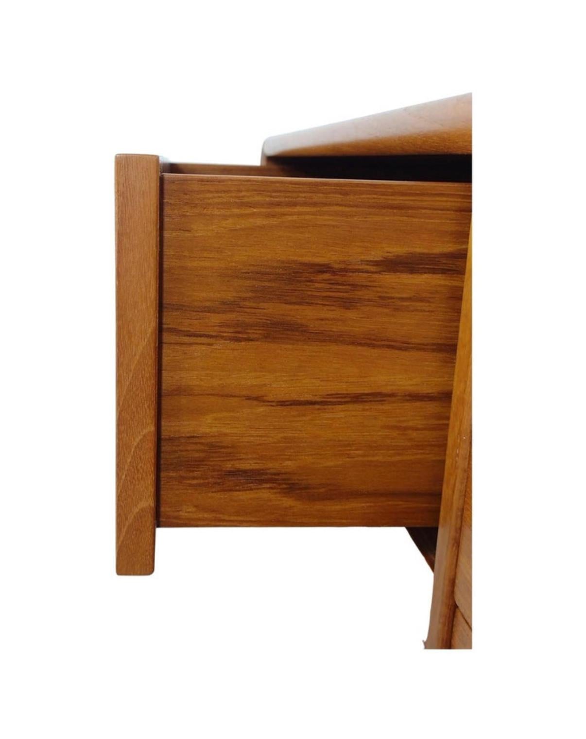 Mid Century Danish Modern 9 Drawer Teak Dresser Credenza Rounded Corners 1