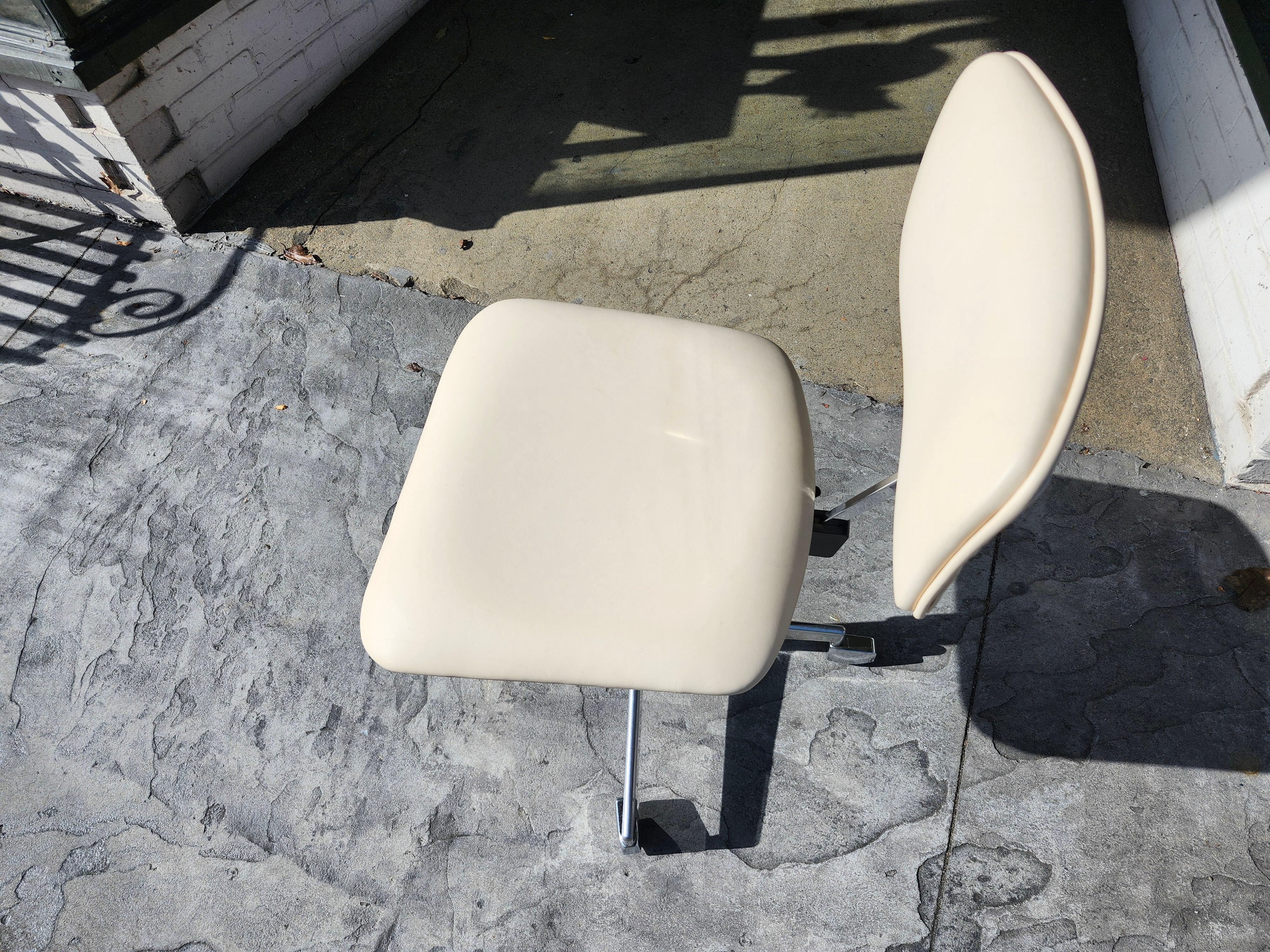 Paar Mid Century Danish Modern Adjustable Desk Chair Jørgen Rasmussen für Labofa im Angebot 7