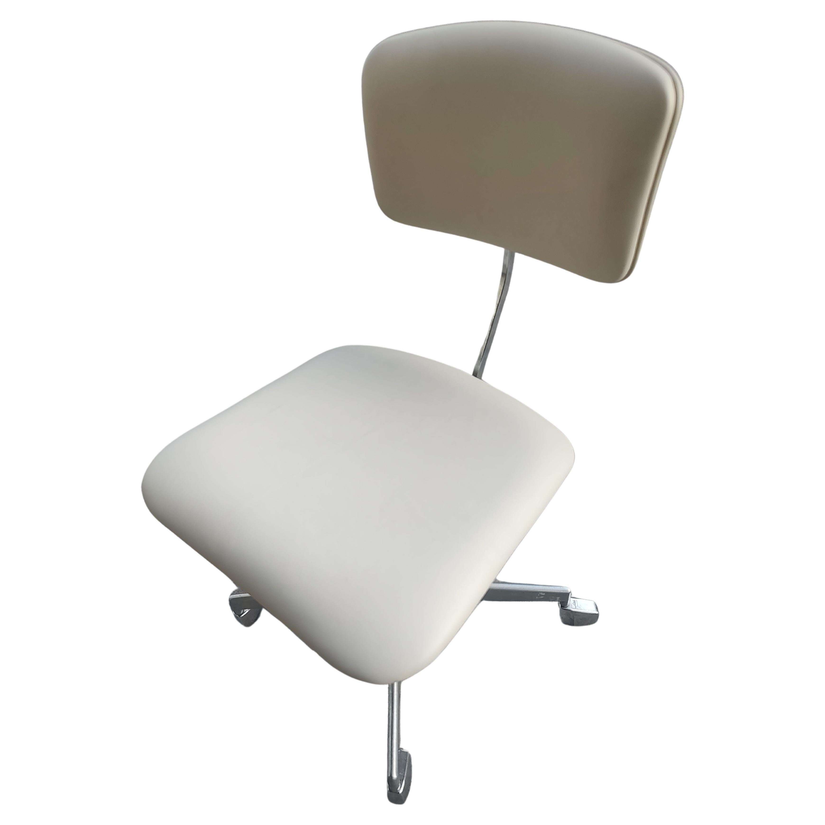 Mid Century Danish Modern Adjustable Desk Chair Jørgen Rasmussen for Labofa For Sale 2