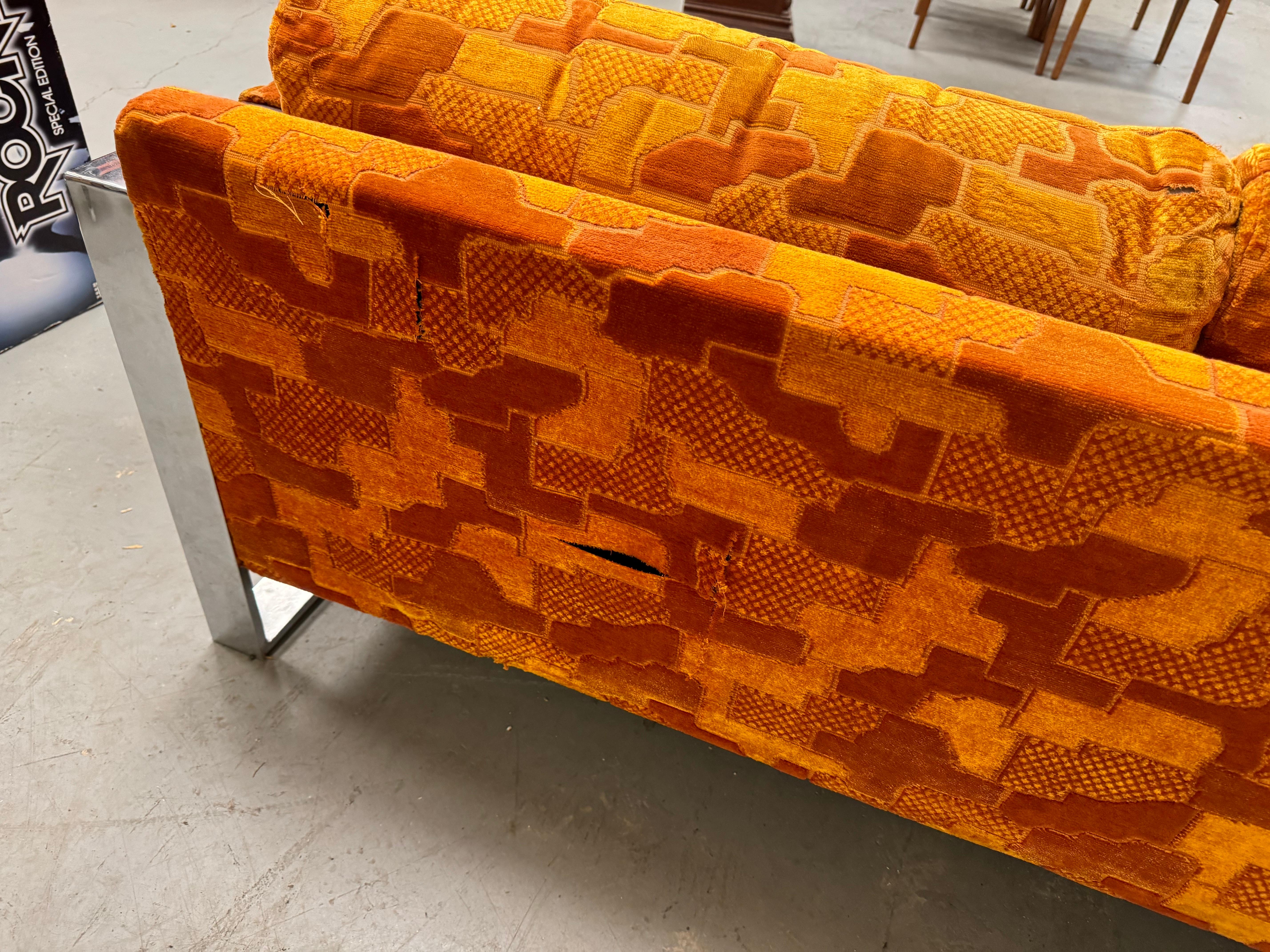 Mid-Century Danish Modern Adrian Pearsall chrome Craft Associates sofa.


Offered is a  vintage mid-century modern sofa, By Craft Associates- Adrian Pearsall. The sofa captures all the design elemnets of the 1960-170's era, Long and Low. This sofa