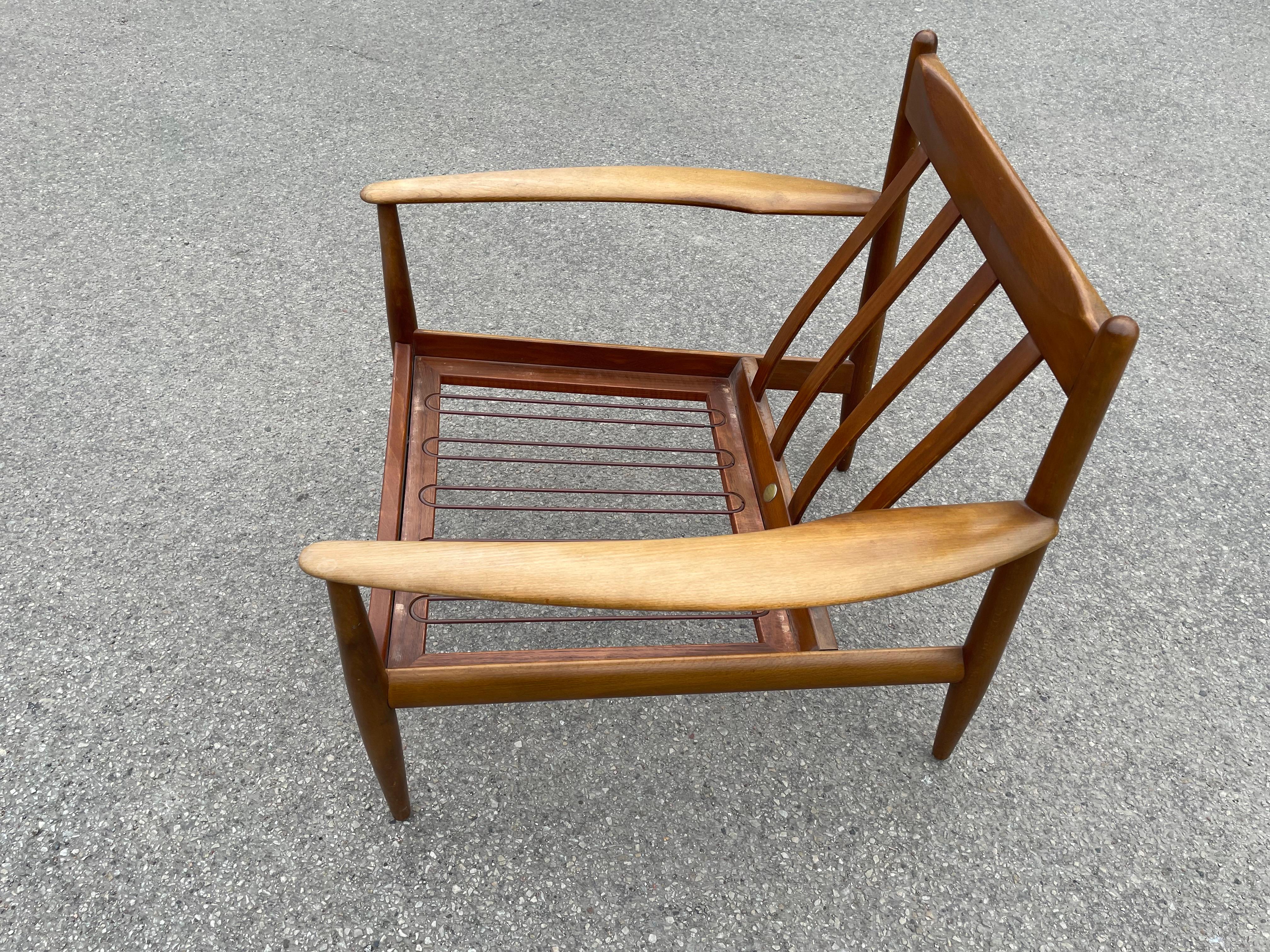 Mid-Century Danish Modern Armchair by Grete Jalk for France & Søn, 1960s For Sale 2